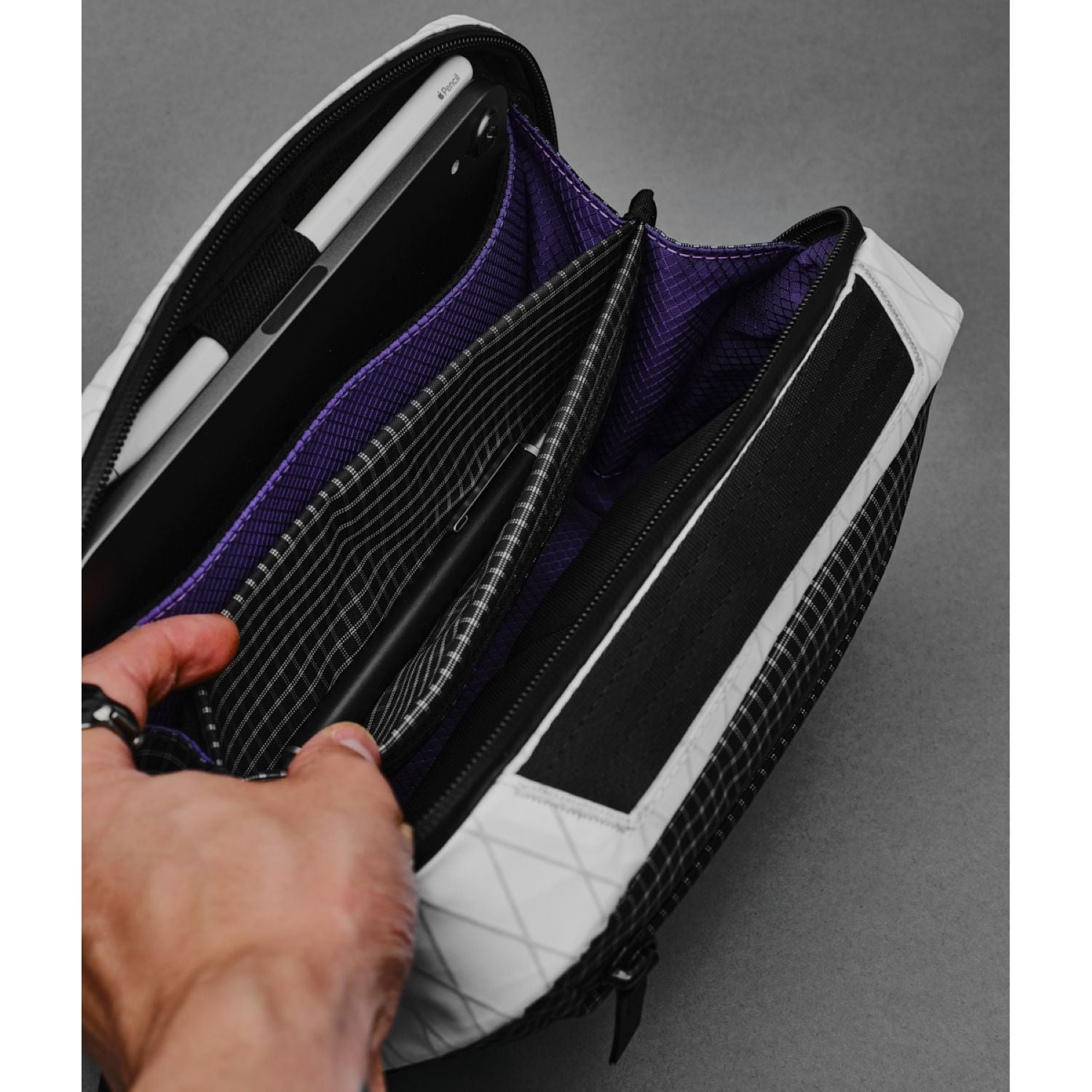 ALPAKA Elements Tech Case Max X-Pac VX21 (Cyber Edition)