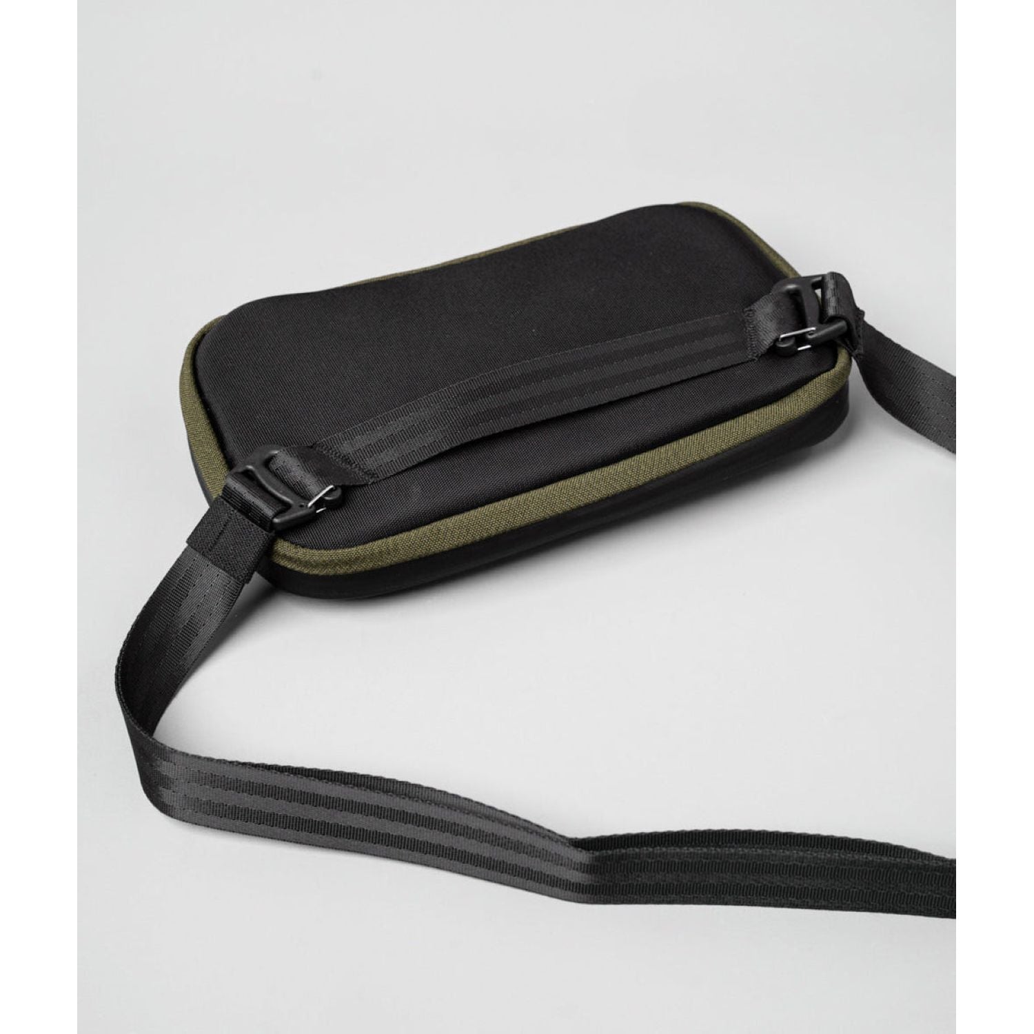 ALPAKA Elements Tech Case Mini Axoflux 600D (Army Green)