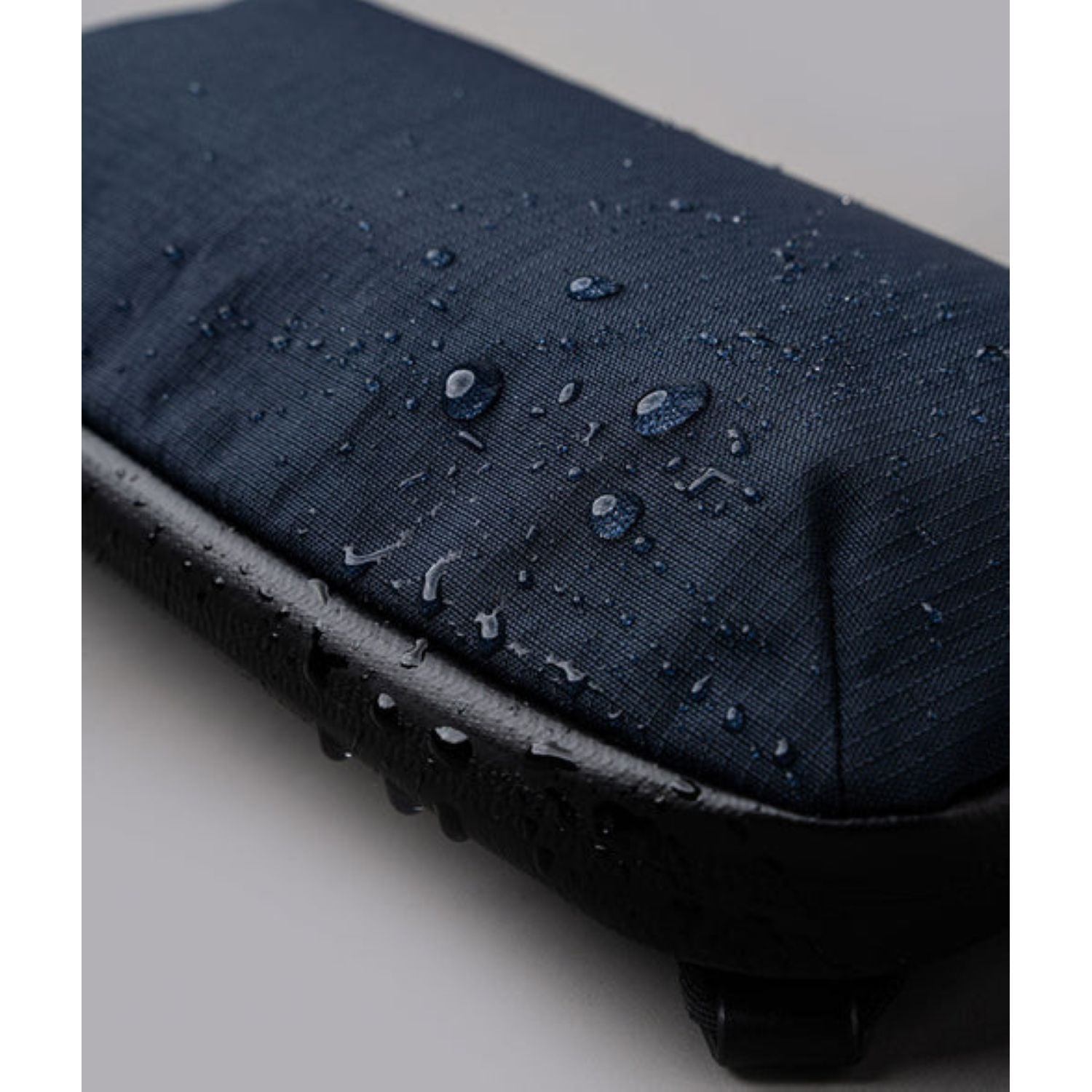 ALPAKA Flight Pouch Pro Axoflux 400D (Moonlight Blue)