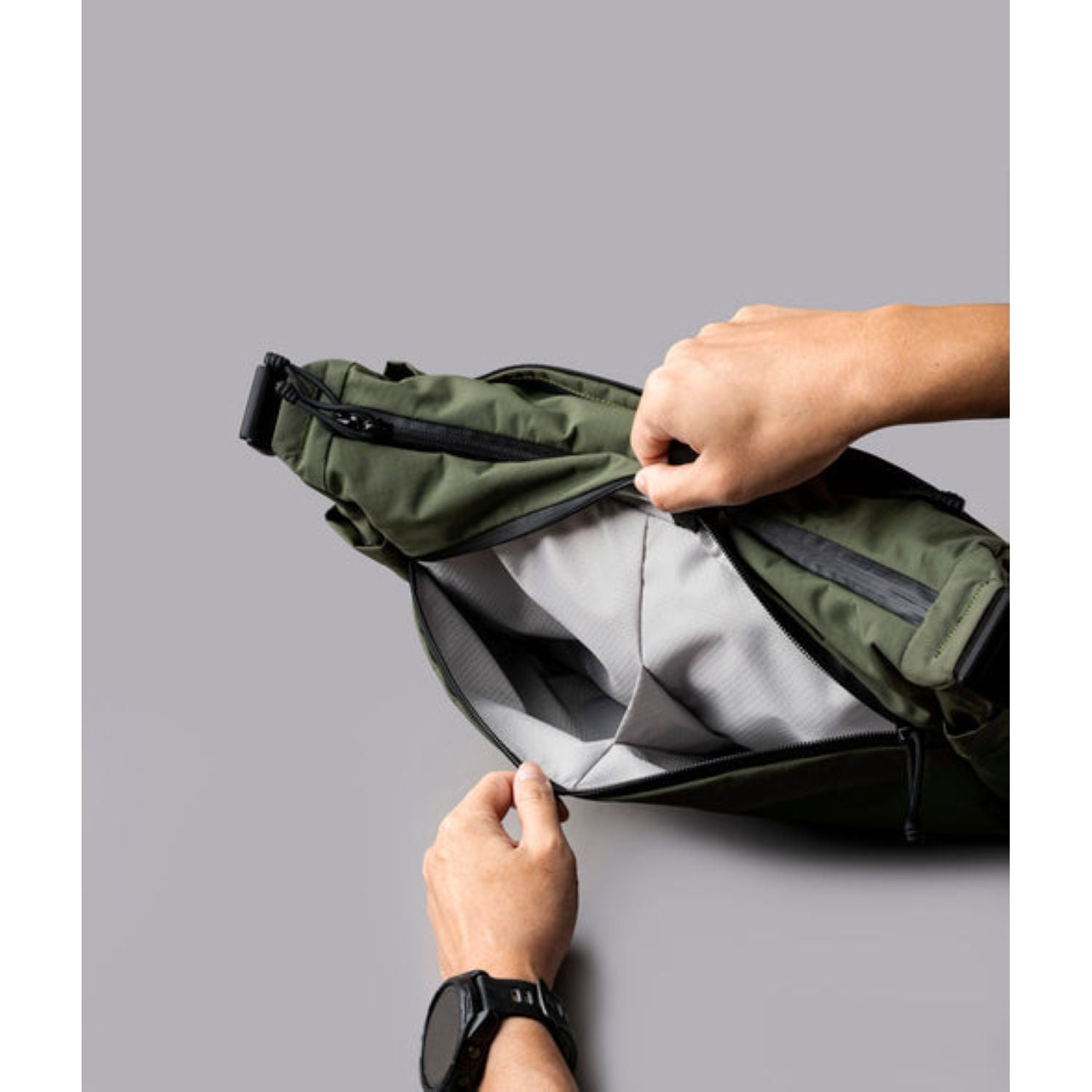 ALPAKA Flight Satchel Axoflux 210D (Green)