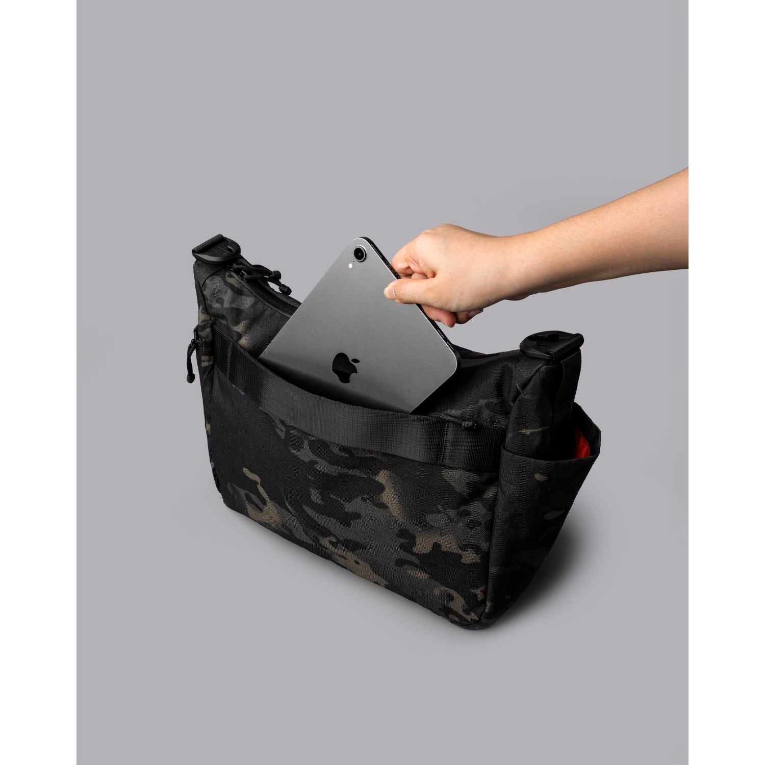 ALPAKA Flight Satchel X-Pac X50 (Dark Multicam)
