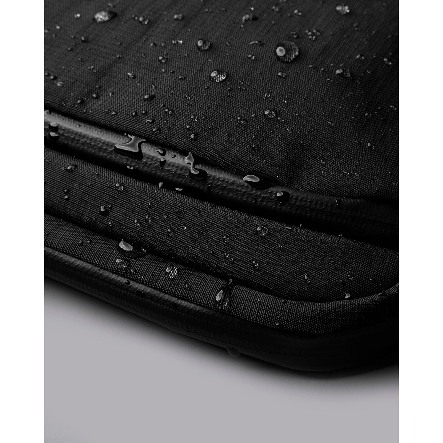 ALPAKA Flight Sling Axoflux 400D (Black)