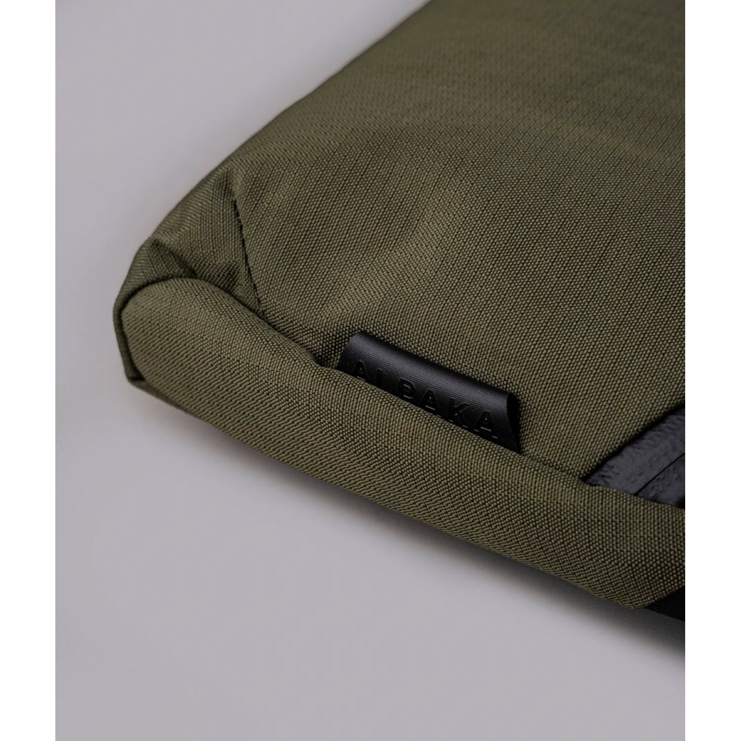 ALPAKA Flight Sling With Grey Lining Axoflux 400D (Green)