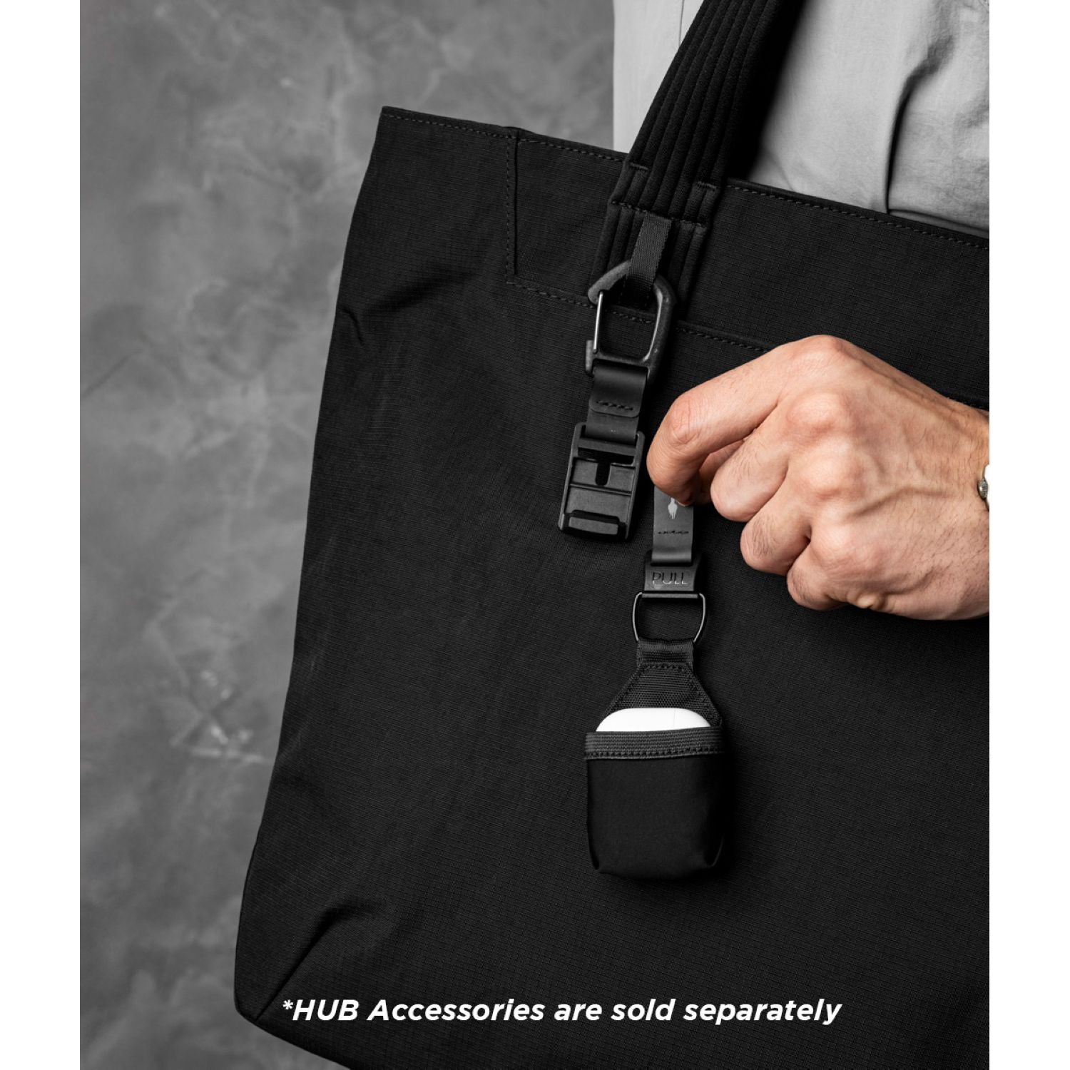 ALPAKA Flight Tote Bag (L) Axoflux 400D (Black)