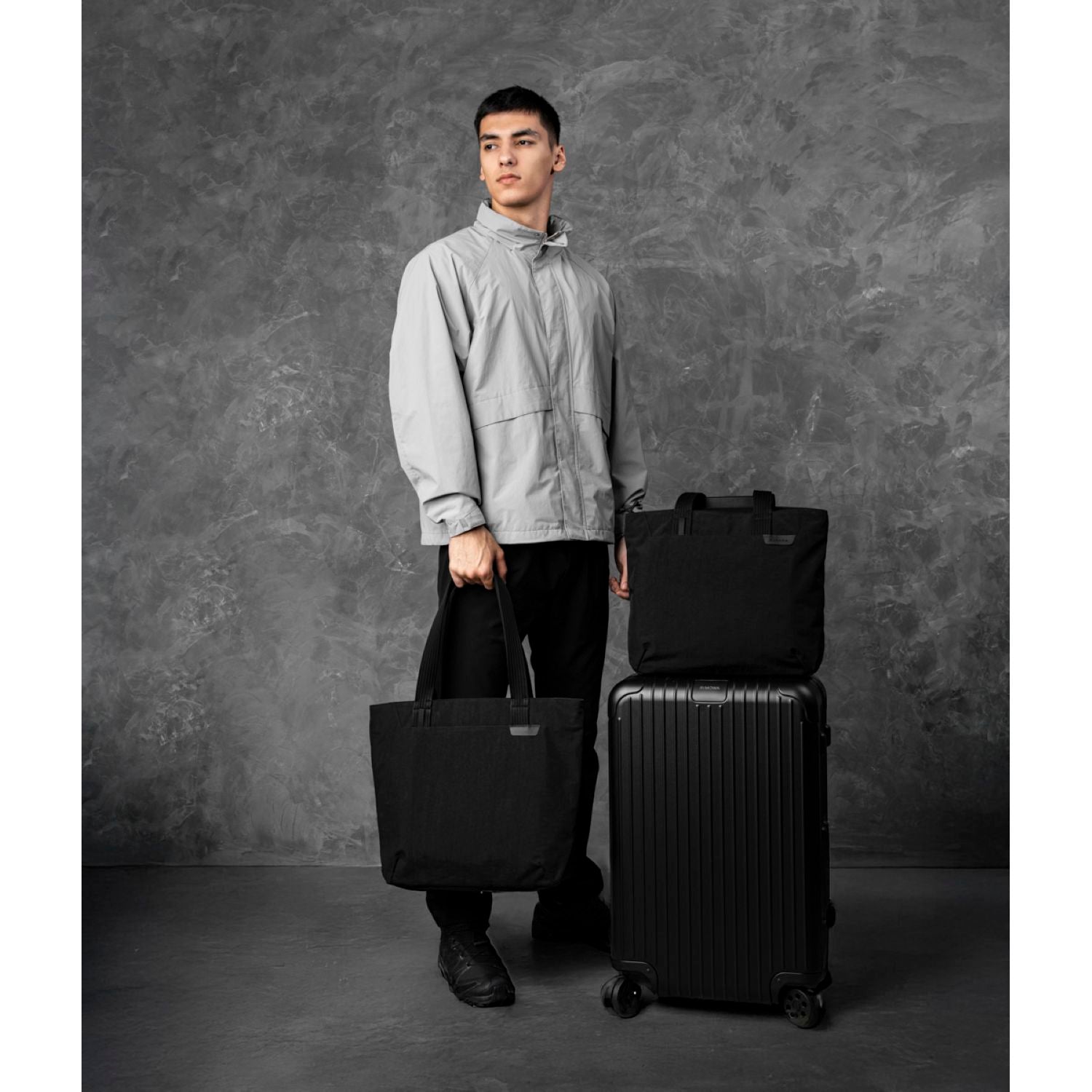 ALPAKA Flight Tote Bag (L) Axoflux 400D (Black)