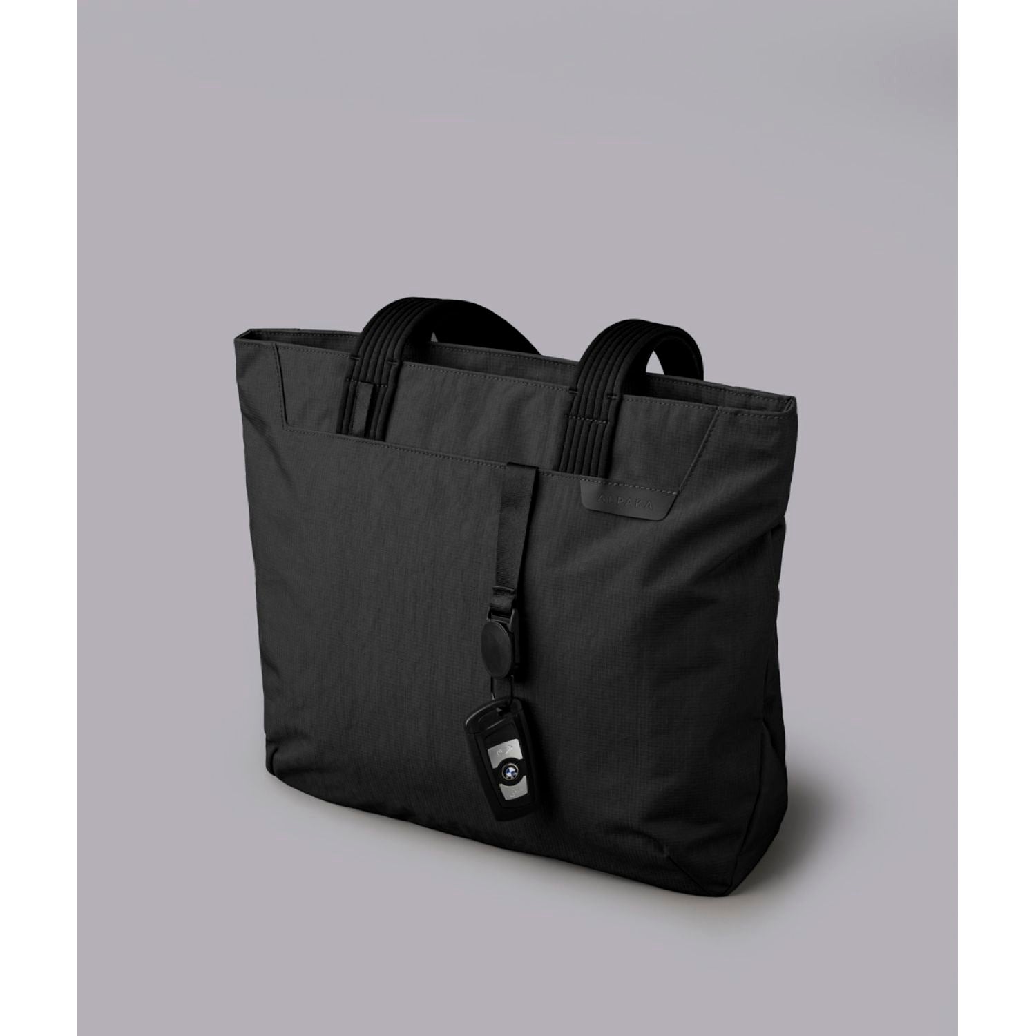 ALPAKA Flight Tote Bag (M) Axoflux 400D (Black)