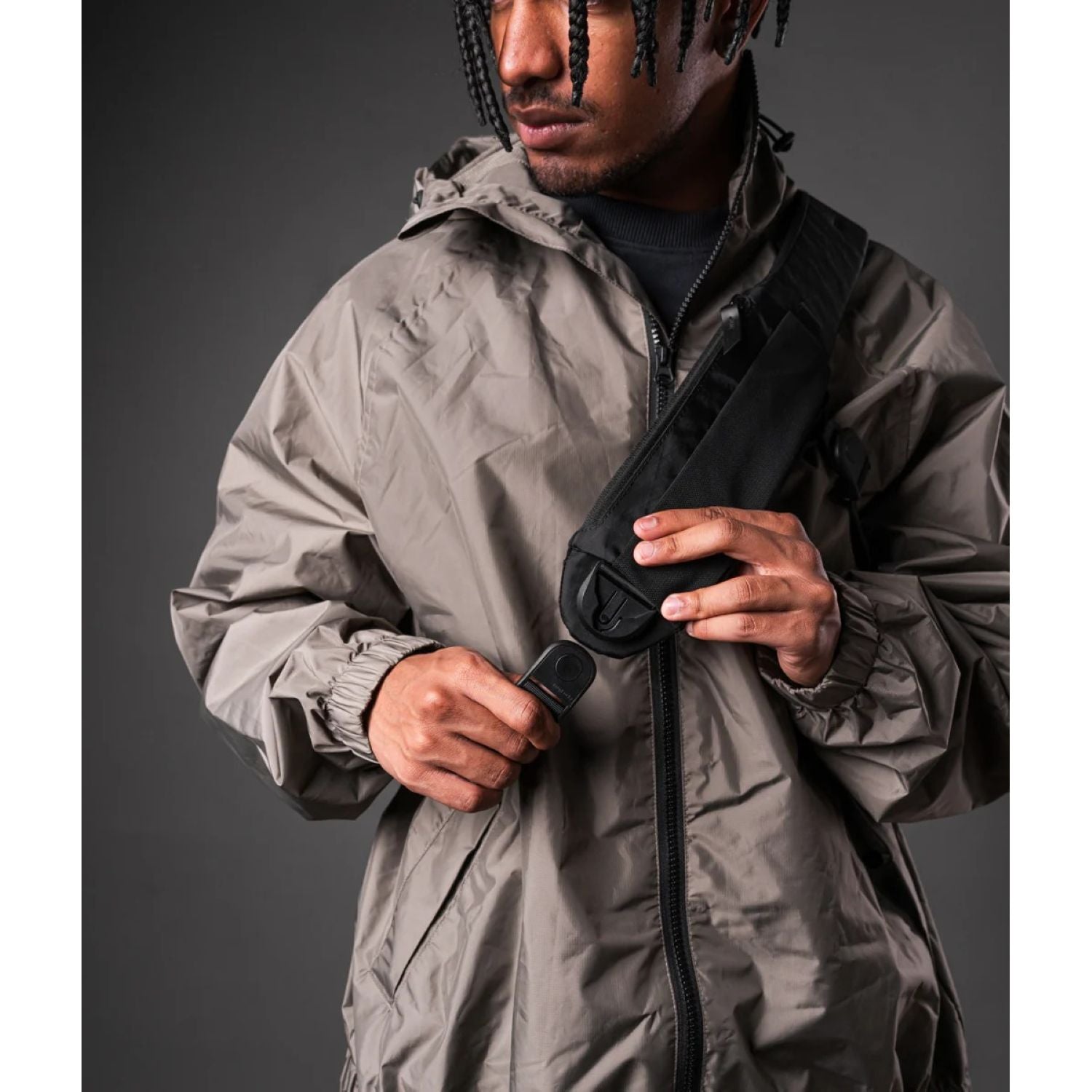 ALPAKA Metro Crossbody Left Shoulder X-Pac VX42 (Black)