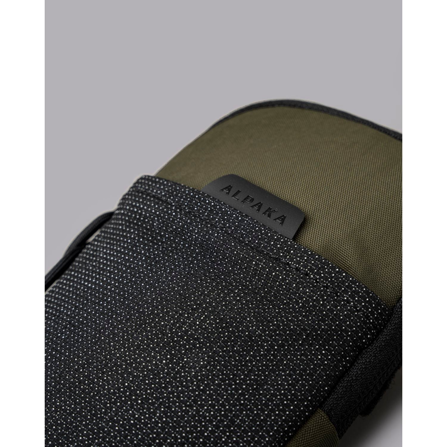 ALPAKA Modular Shoulder Pocket Slim Nylon Washed  Axoflux 400D (Green)