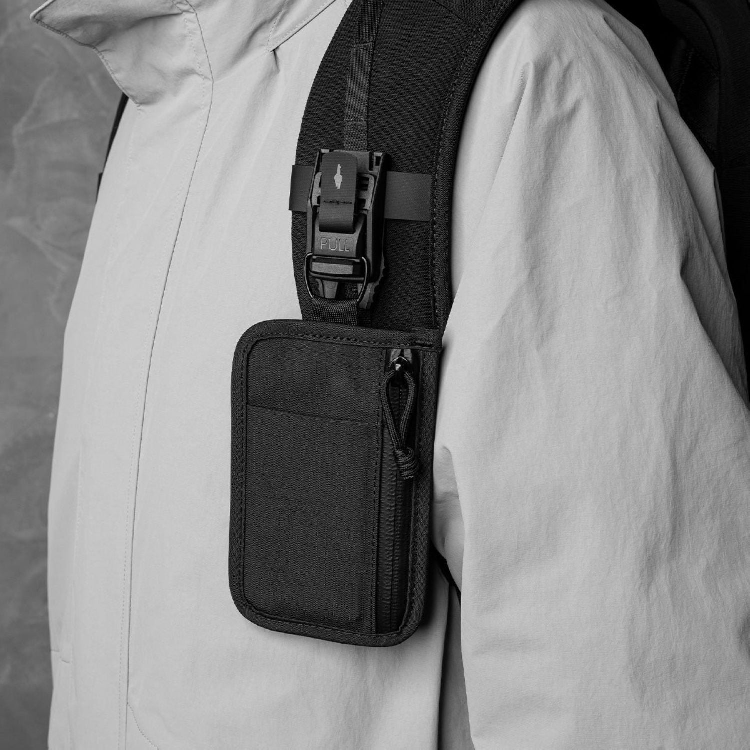épine pouch Pocket bag black ALPAKA Stash Pouch Axoflux 210D (Black) – The Planet Traveller