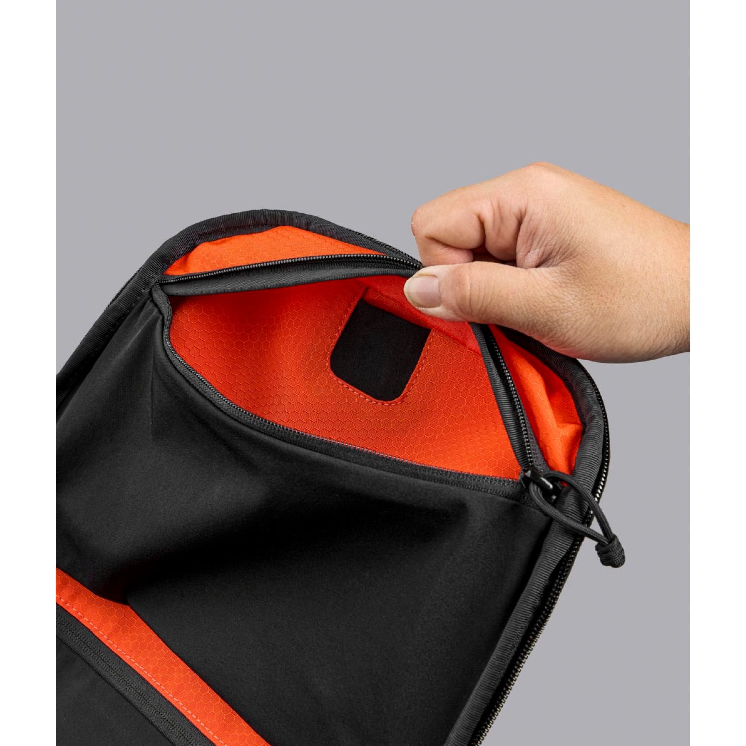 ALPAKA Traverse Astral Edition Backpack 30L X-Pac UVX40 (Silver)