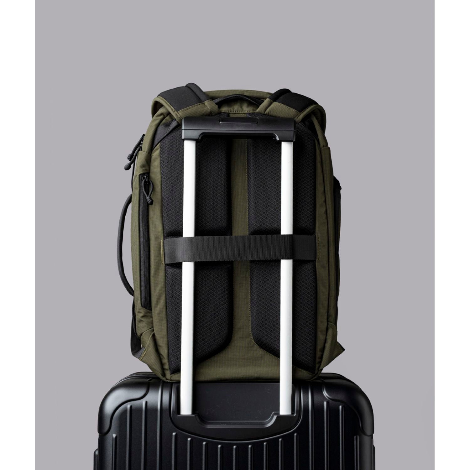 [PRE-ORDER] ALPAKA Traverse Backpack 30L Axoflux 400D (Green)