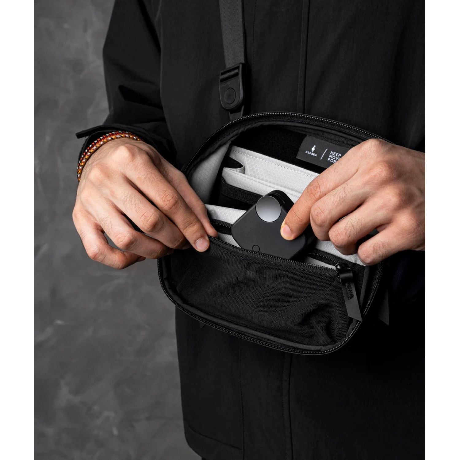 ALPAKA Vertex Pouch Mini 2L Axoflux 300D (Blue)