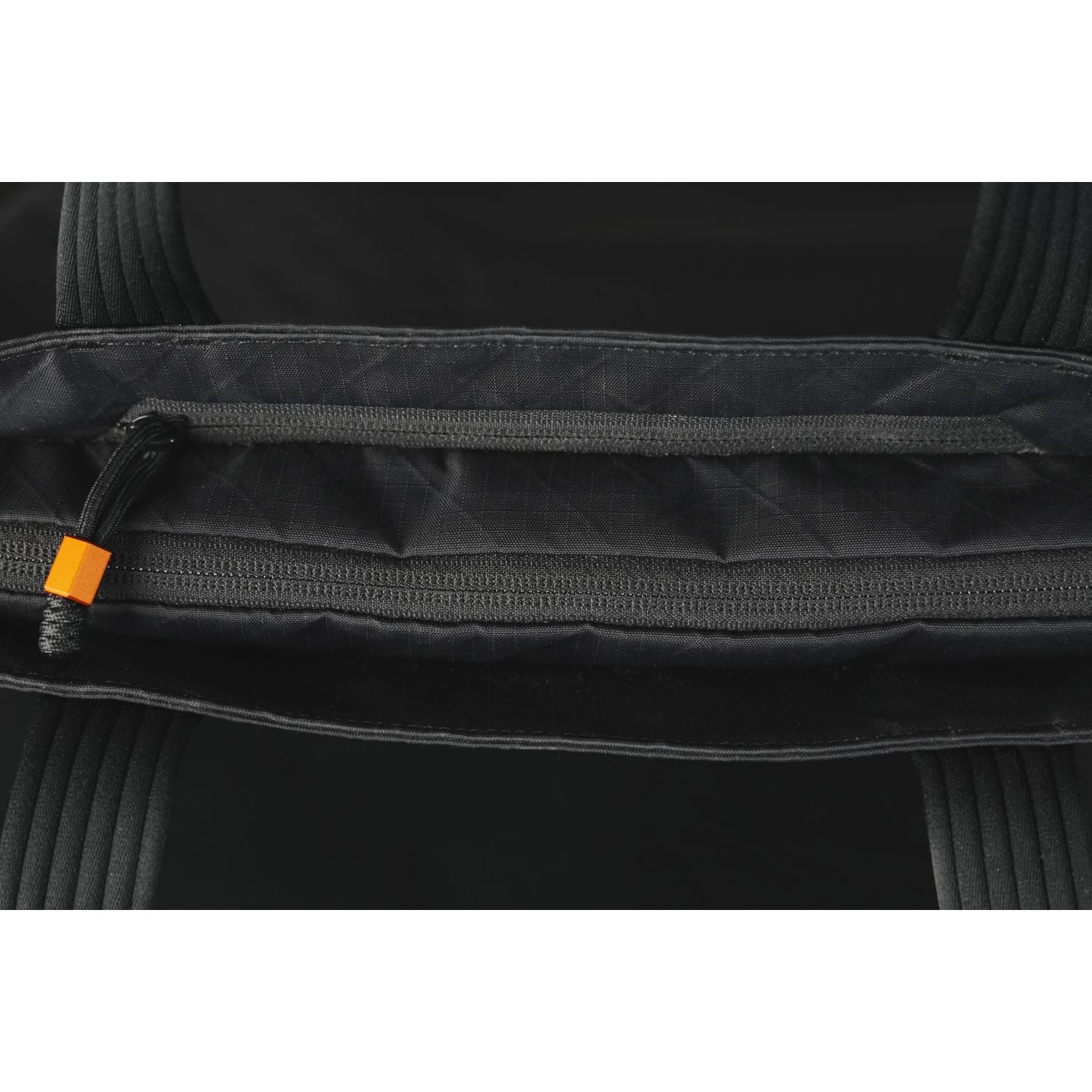 ALPAKA Vertigo Tote Slashmode Edition Axogrid 210D (Black)