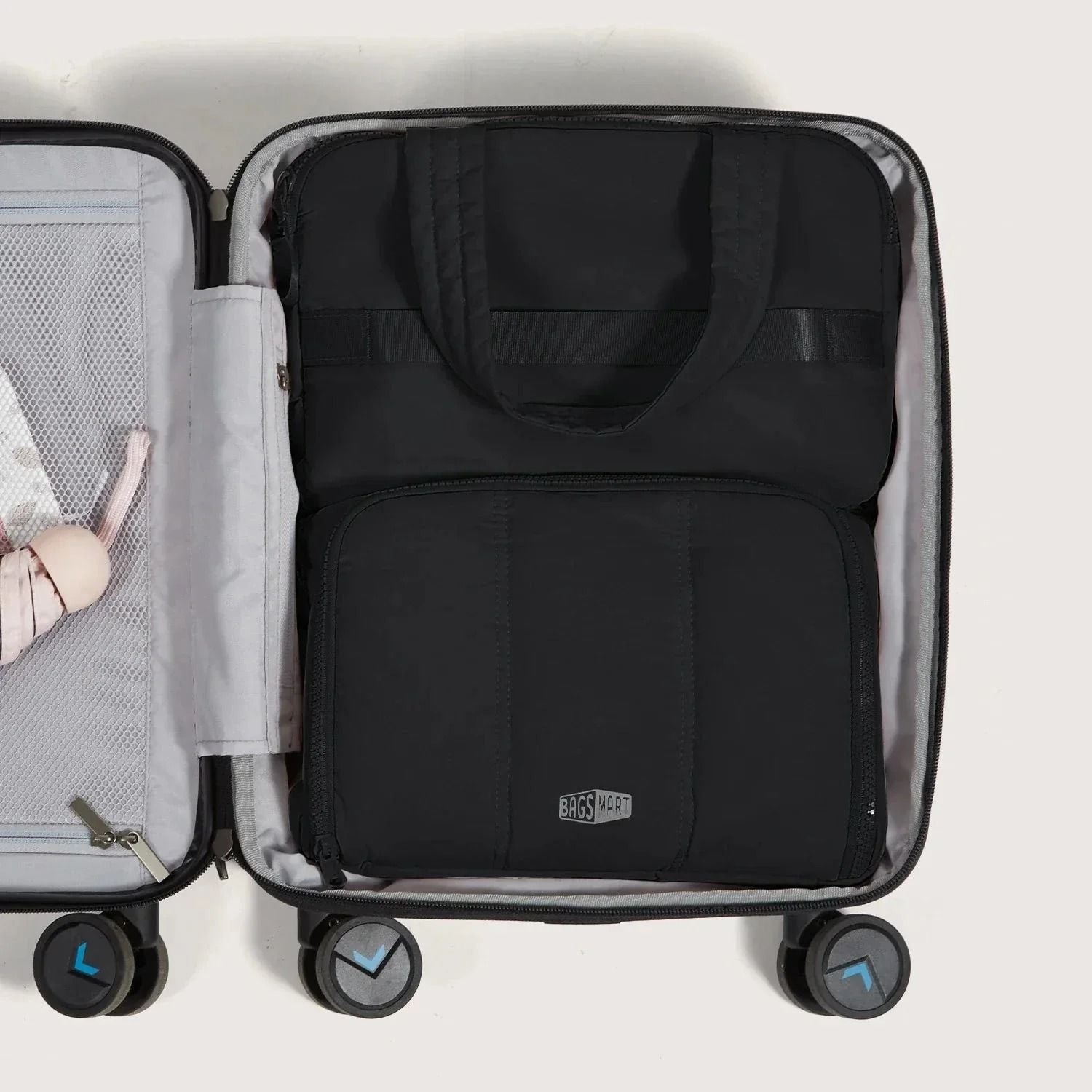 Bagsmart Crush Hanging Toiletry Bag (Black)