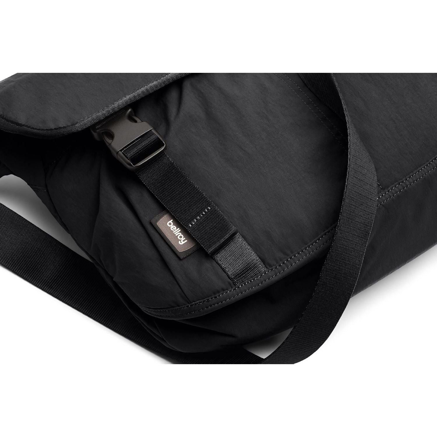 Bellroy Cinch Messenger Bag - Black