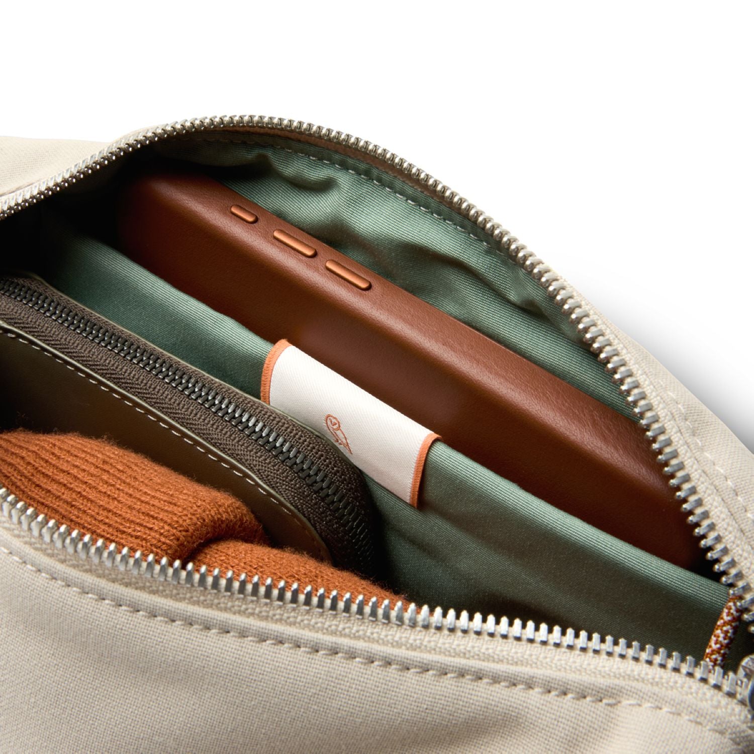 Bellroy Classic Sling 3L - Tahini