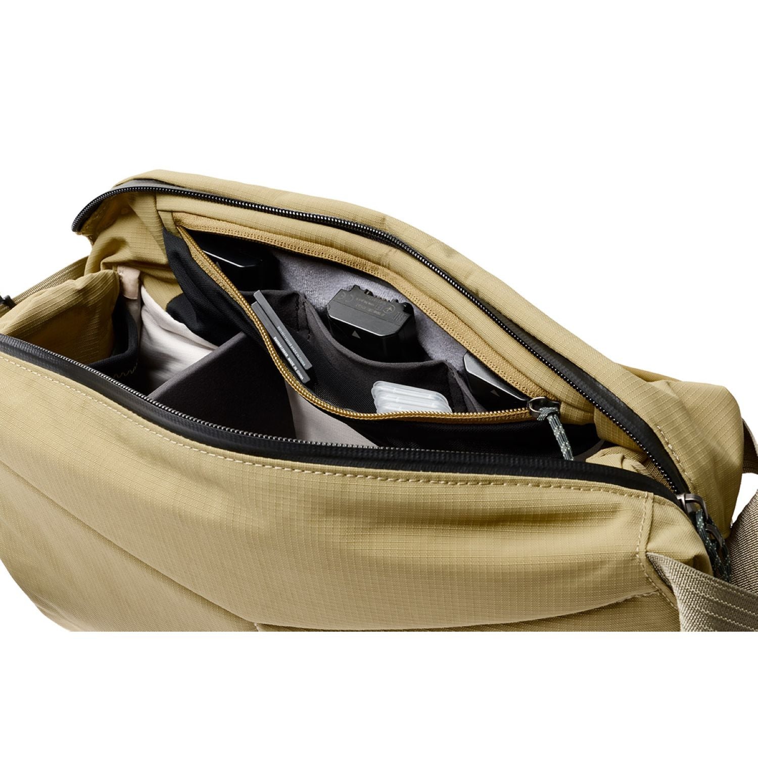 Bellroy Venture Camera Sling - Safari