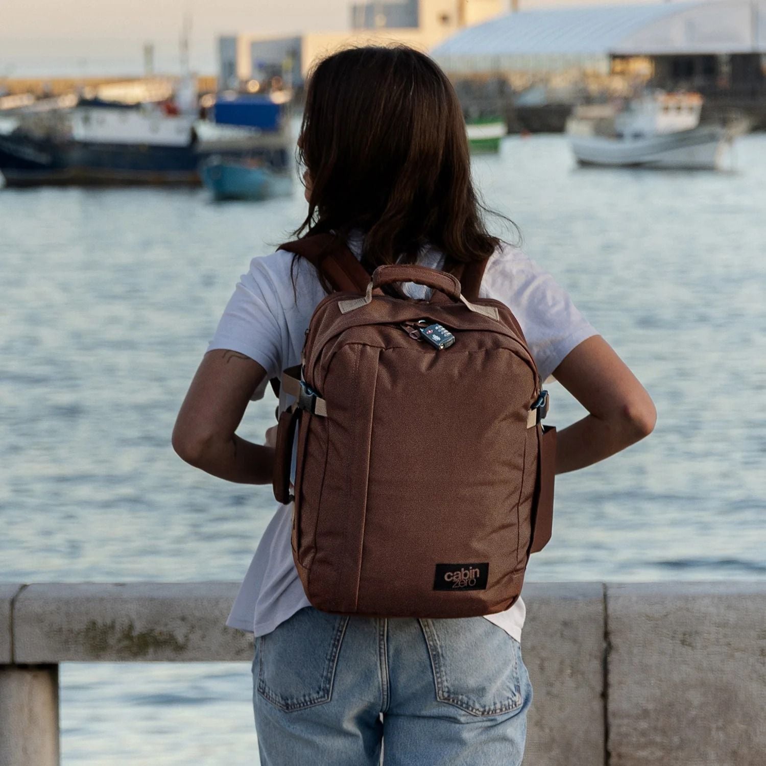 CabinZero Classic 28L Backpack - Laptop (Red Wood)
