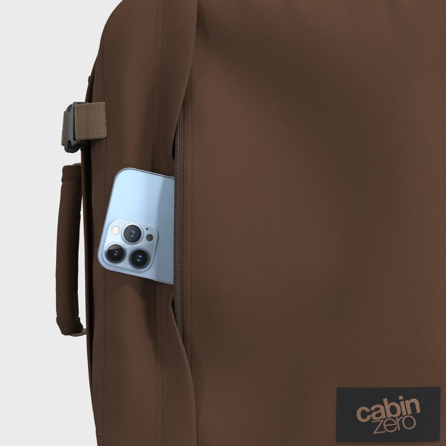 CabinZero Classic 28L Backpack - Laptop (Red Wood)