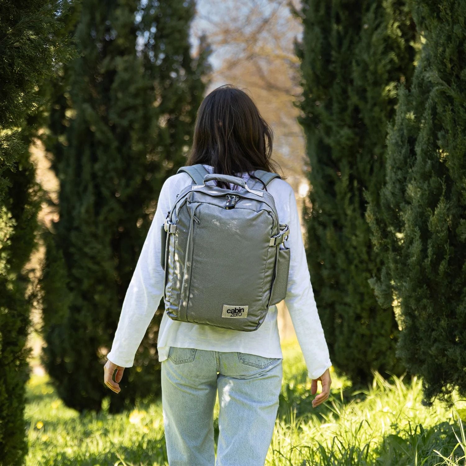 CabinZero Classic 28L Backpack - Laptop (Silver Storm)
