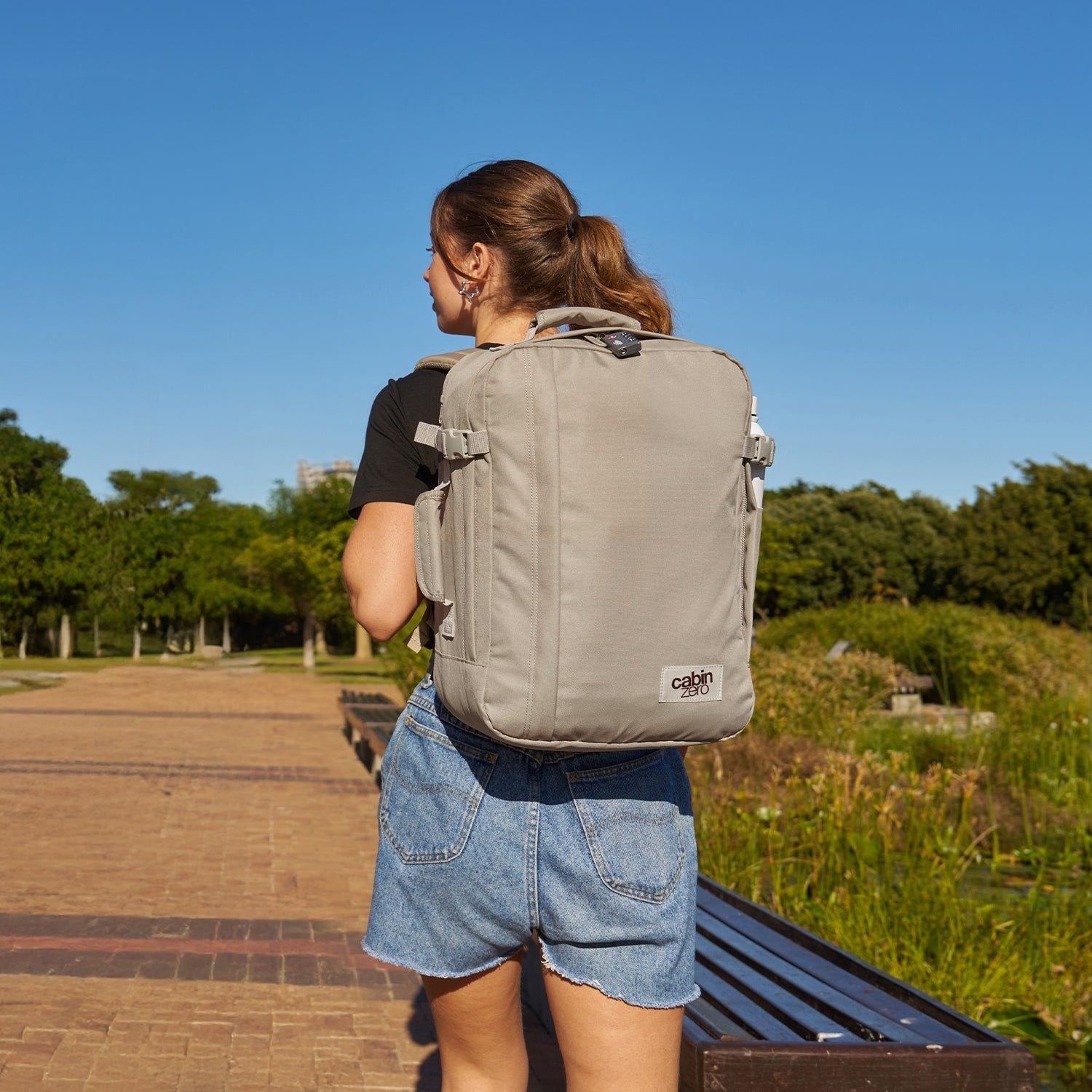 Cabinzero Classic Tech Backpack - Laptop 36L (Zen Garden)