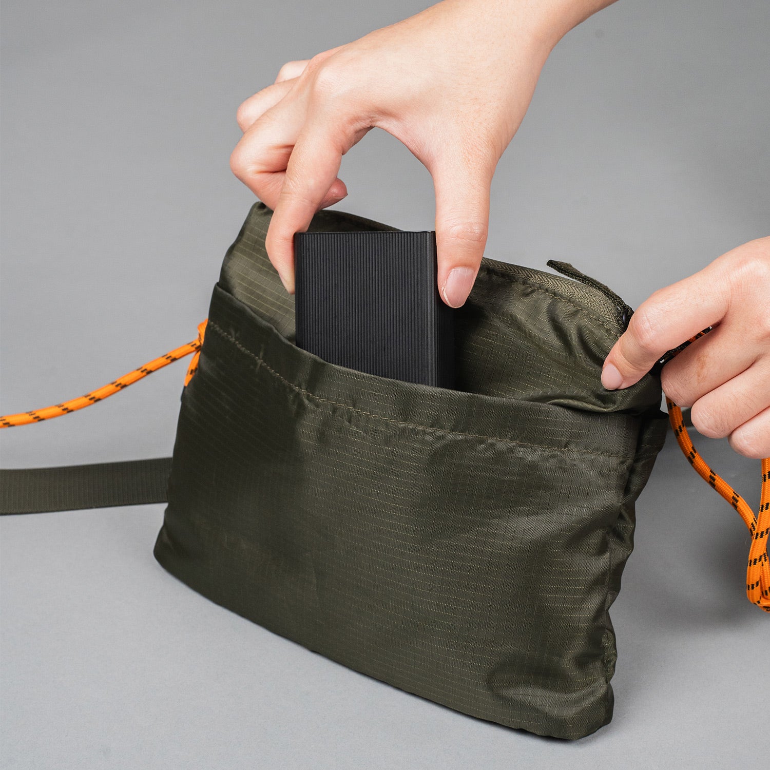 Crossing Kai Crossbody Bag - Green