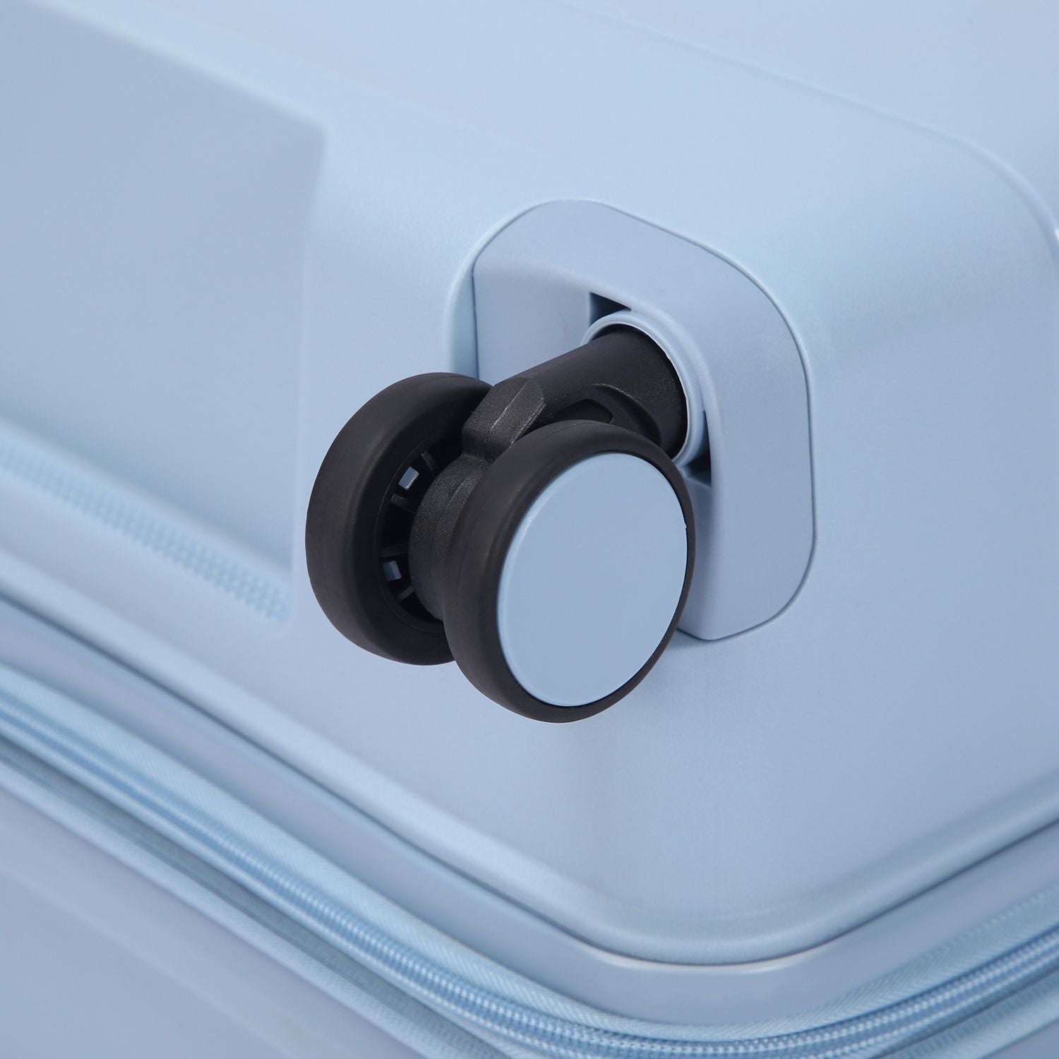 Crossing PRIM Polypropylene Medium Expandable Luggage - Light Blue