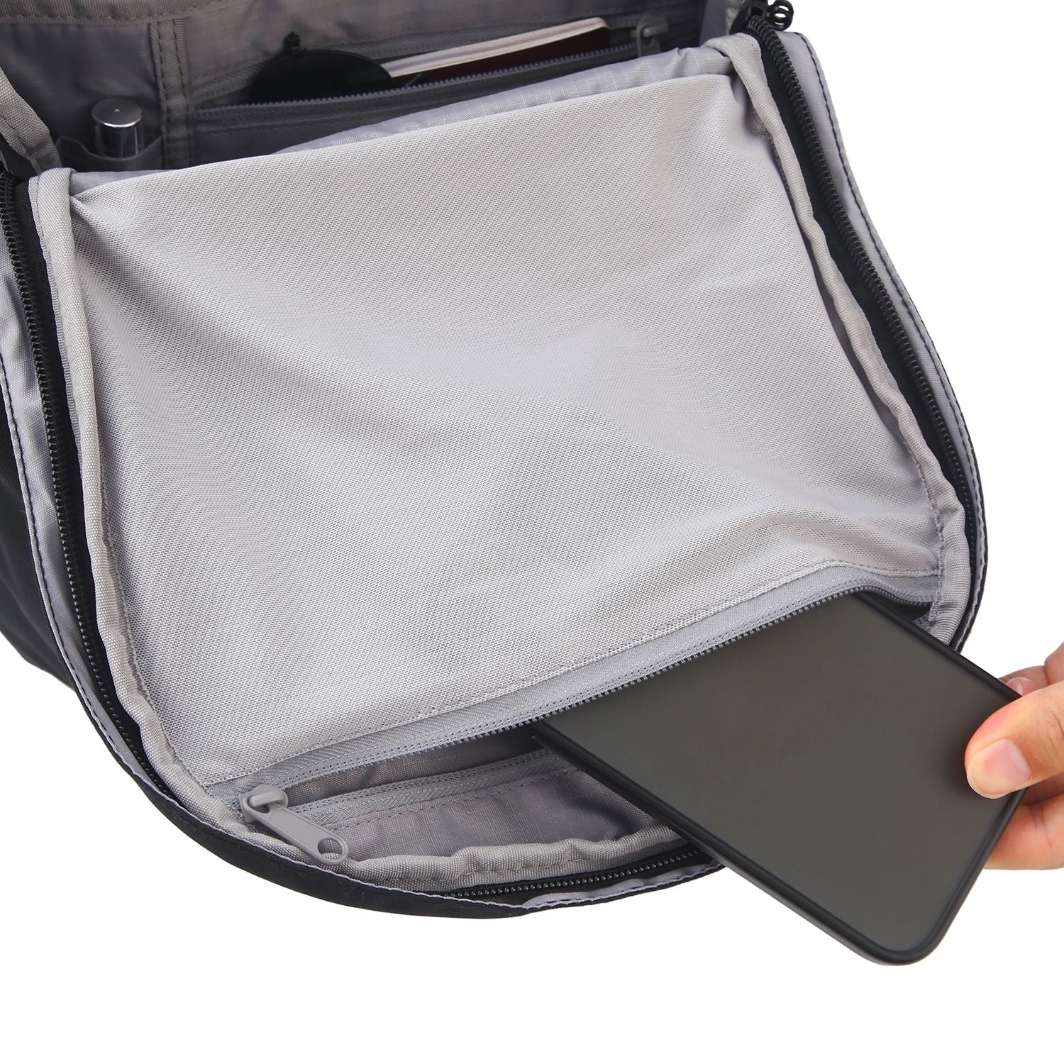 Crossing Urban Laptop Backpack 20L - Black