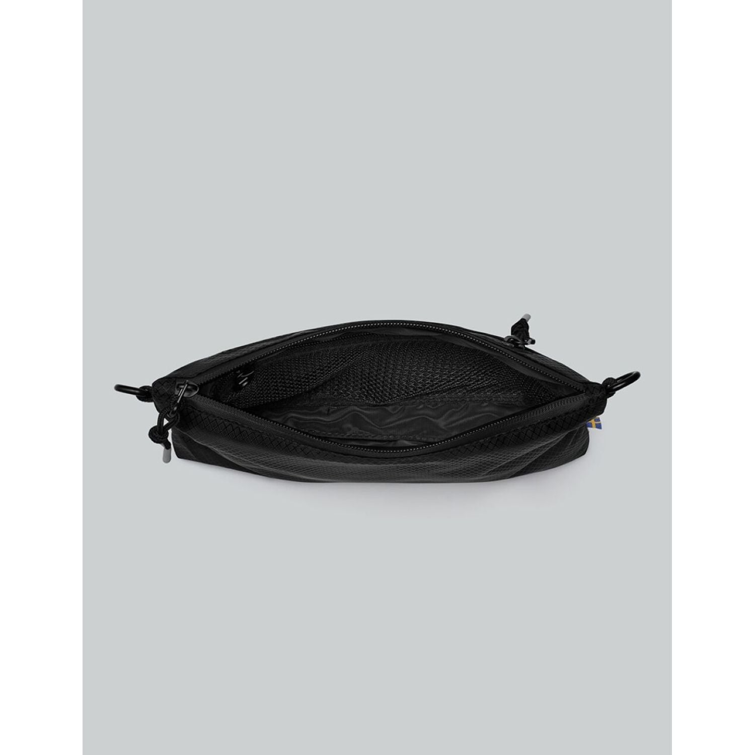 Gaston Luga Lightweight Crossbody - Black