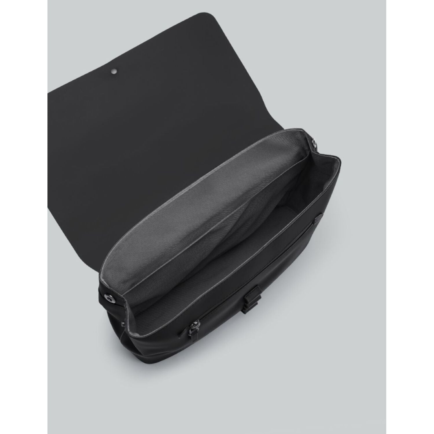 Gaston Luga Splash Crossbody Large 14" - Black