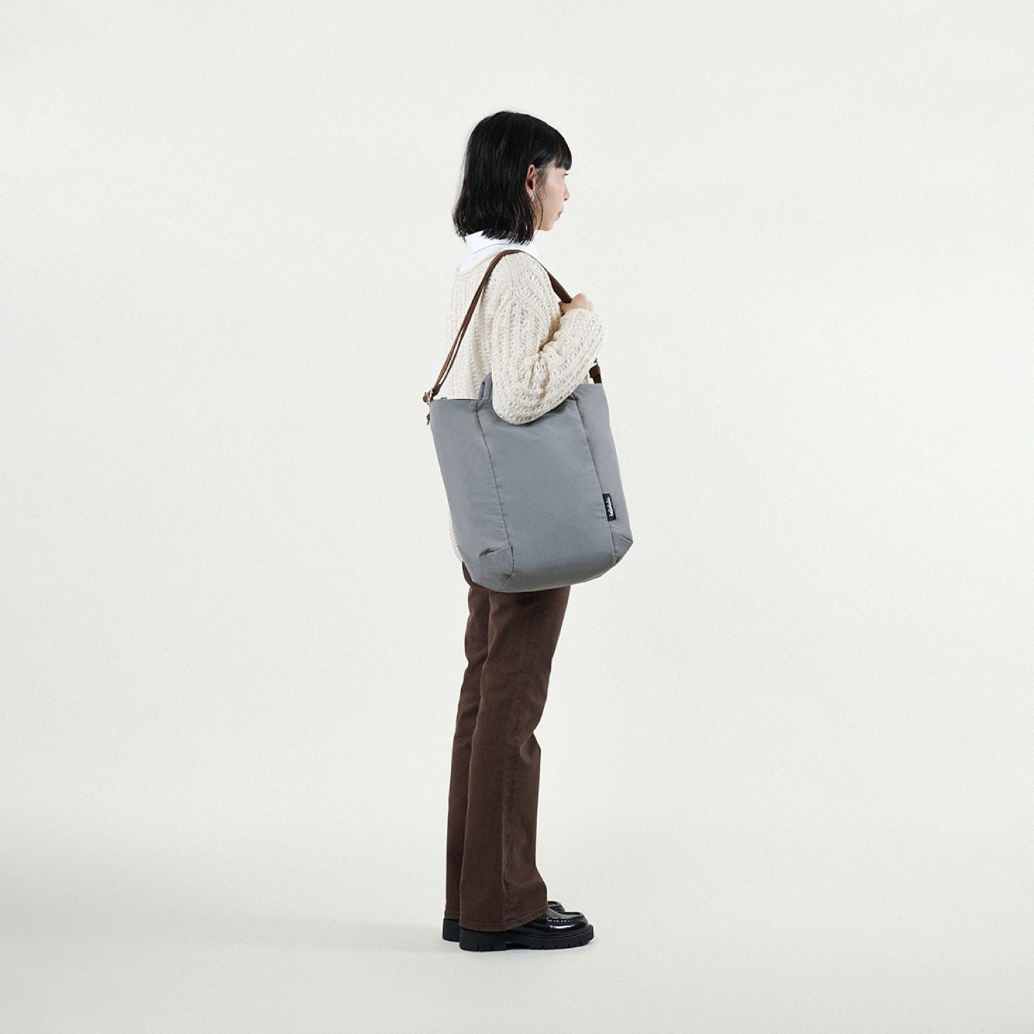 Hellolulu Julian Daily 2-Way Tote (Pearl Gray)