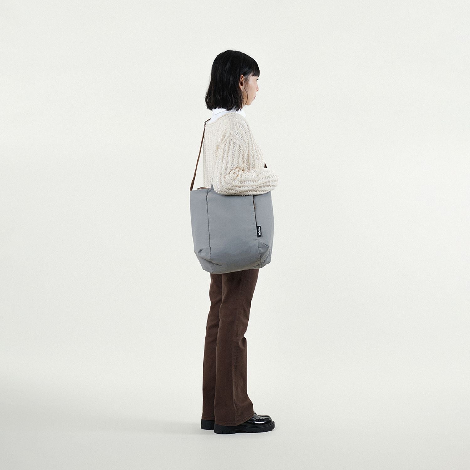 Hellolulu Julian Daily 2-Way Tote (Pearl Gray)