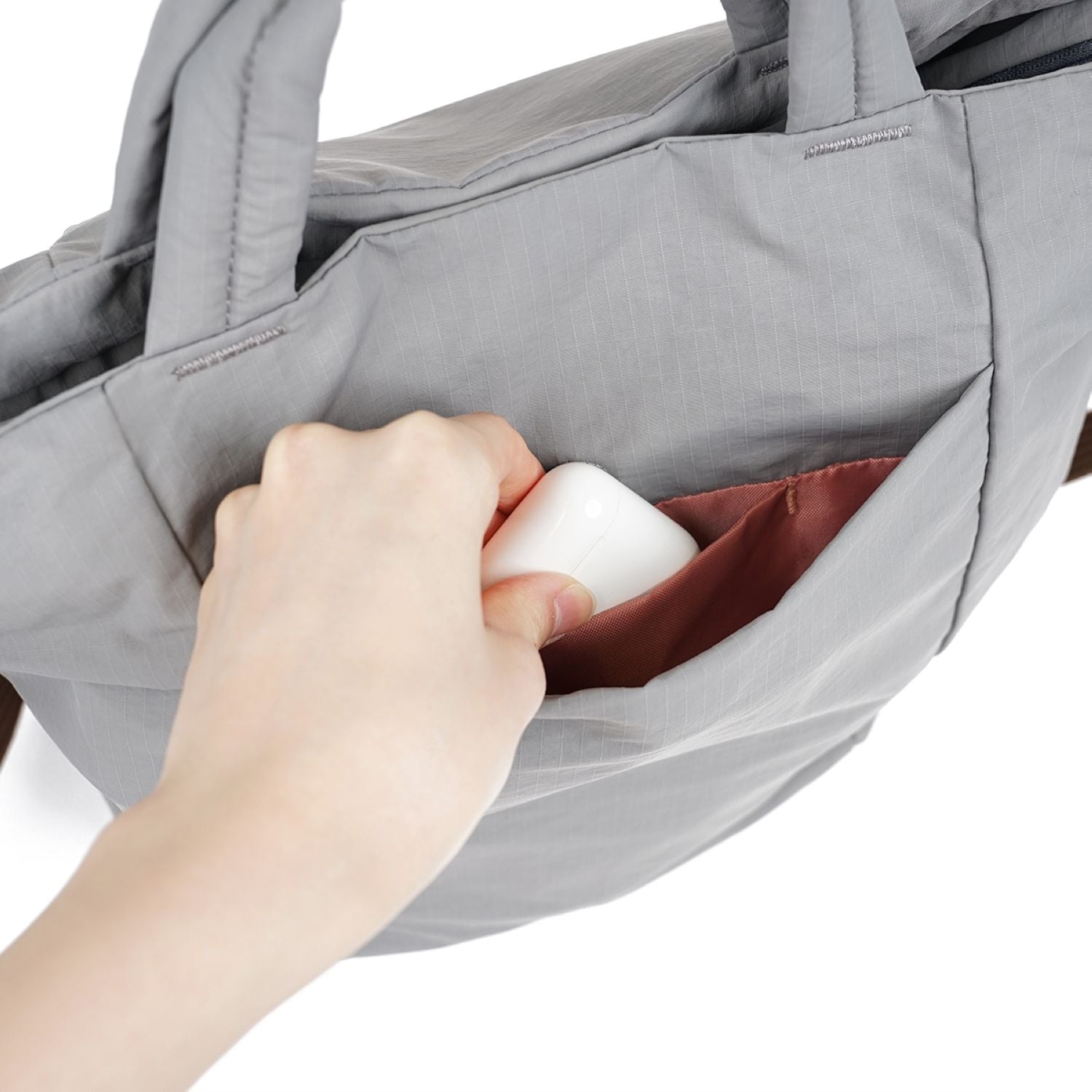 Hellolulu Julian Daily 2-Way Tote (Pearl Gray)