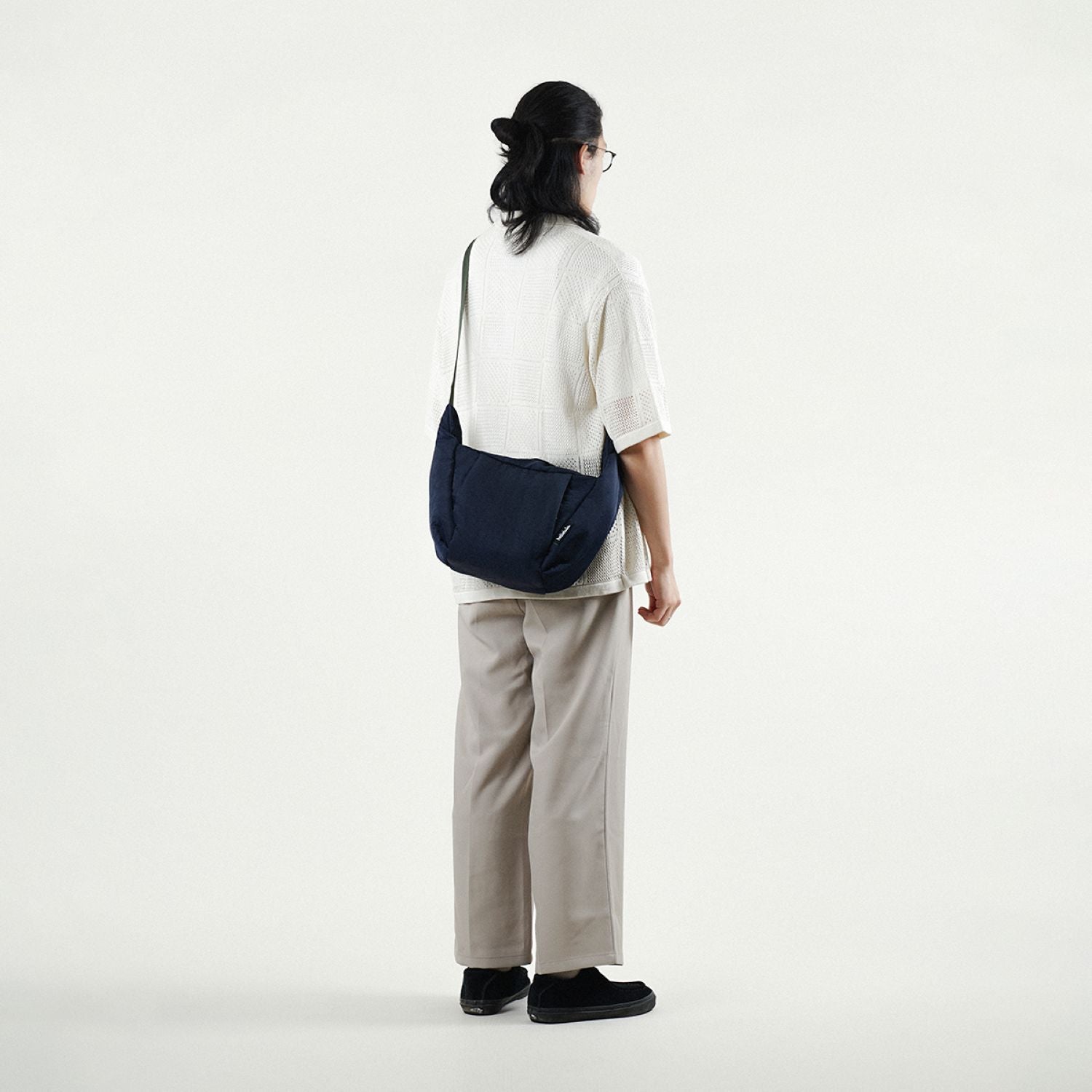 Hellolulu Miles Shoulder Bag (M) (Berry Blue) – The Planet Traveller