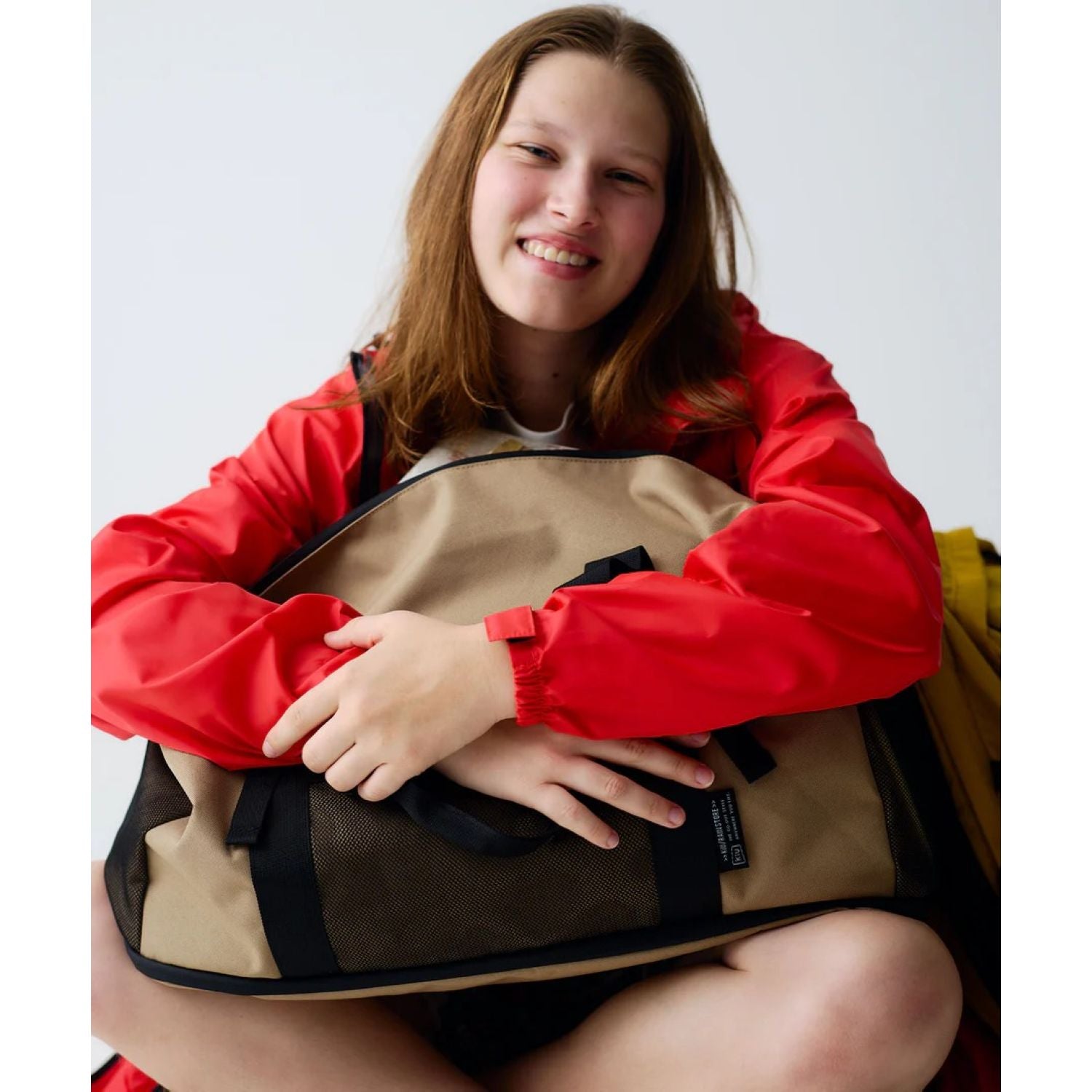 Kiu Water Repellent 600D Gym Bag (Khaki)