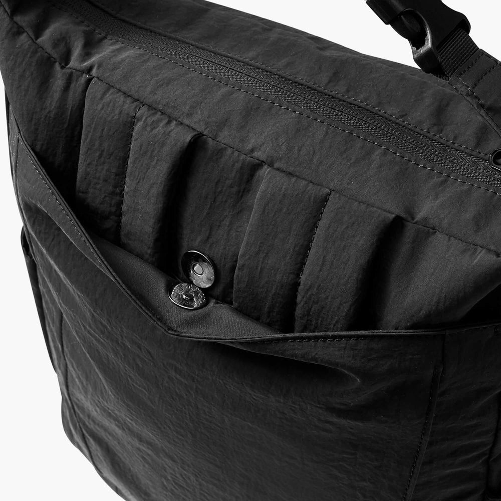 MAH Flex 10.5L 3-Way Backpack - Black