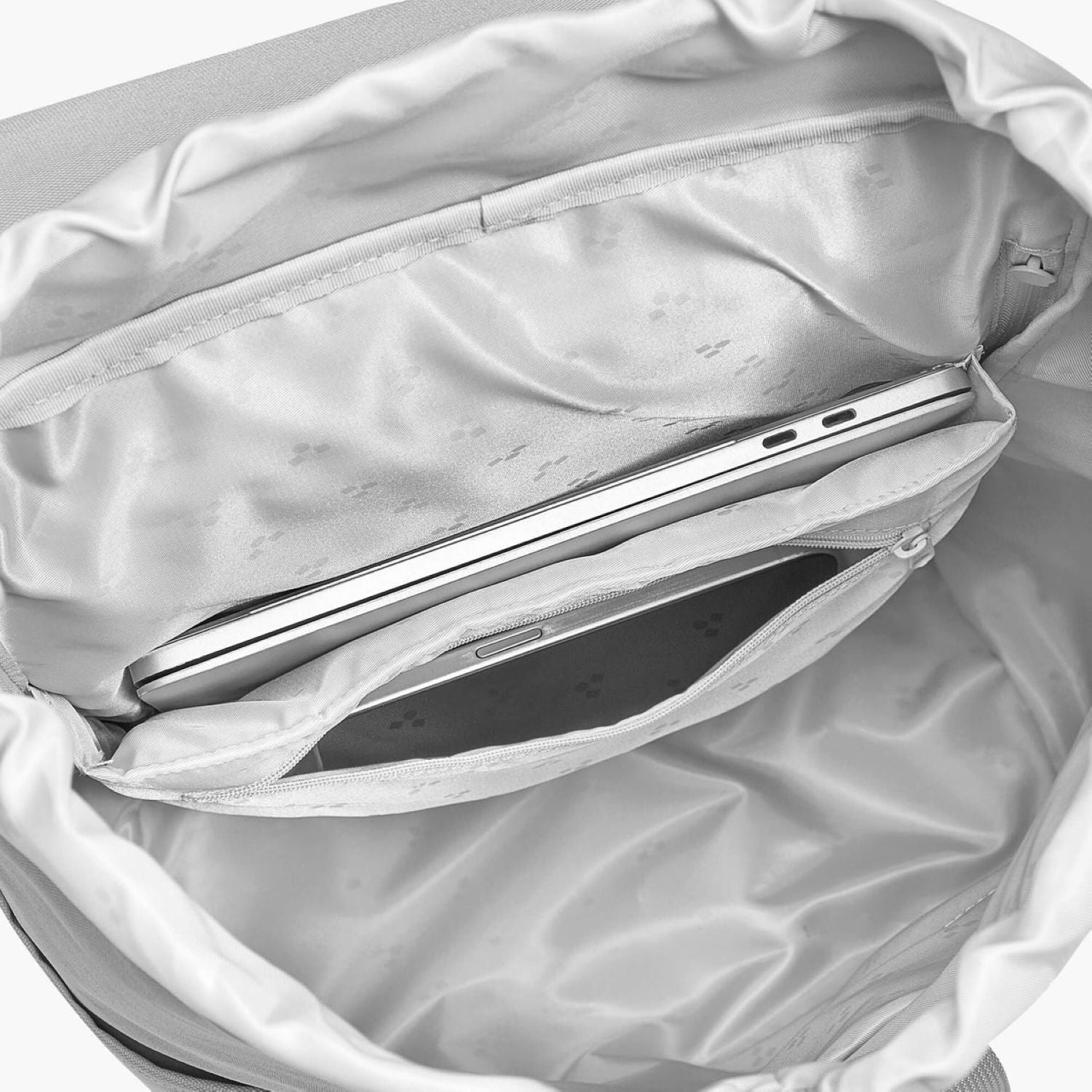 MAH Siro Cinch 18L Backpack - Black