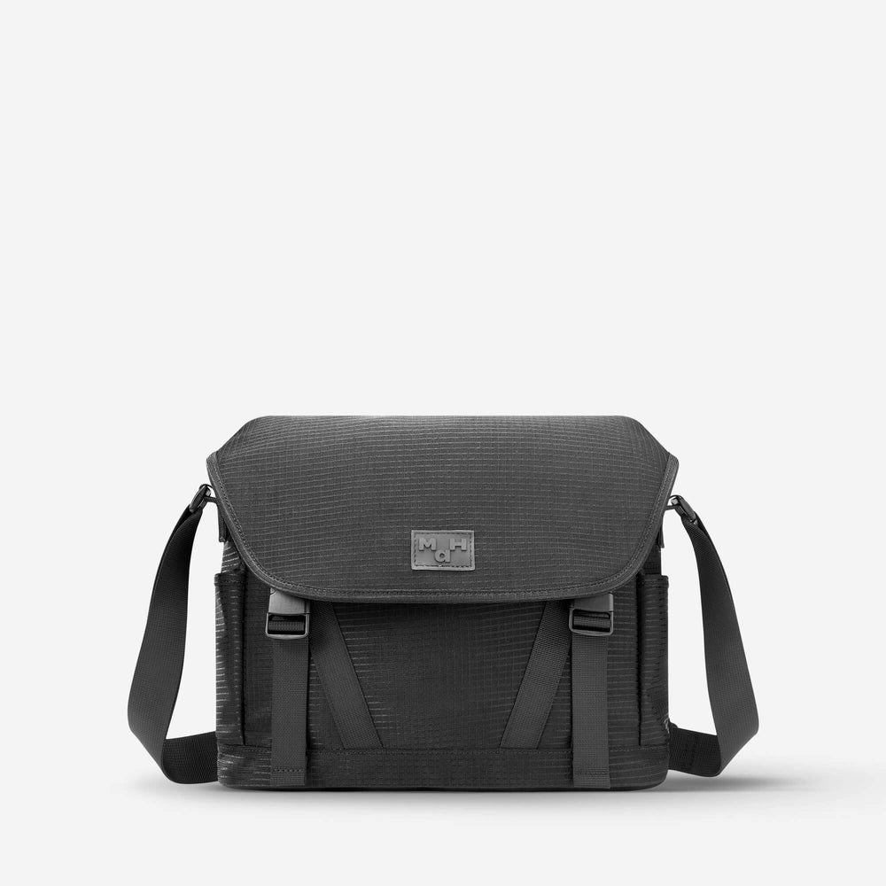 MAH Young Tour Ease 6L Crossbody - Black