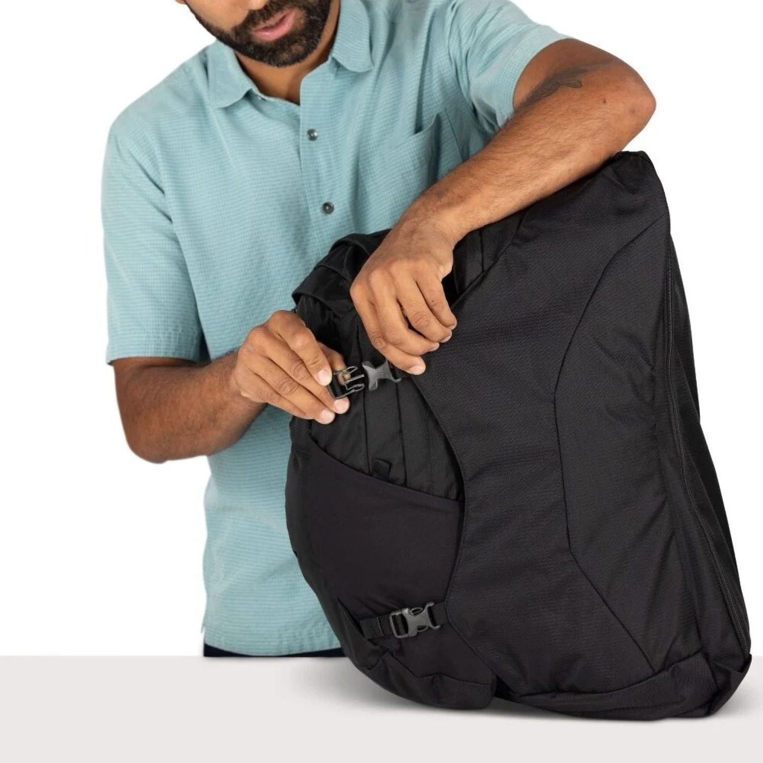 Osprey Farpoint 55 Backpack O/S - Cascade Blue/Torrent Blue