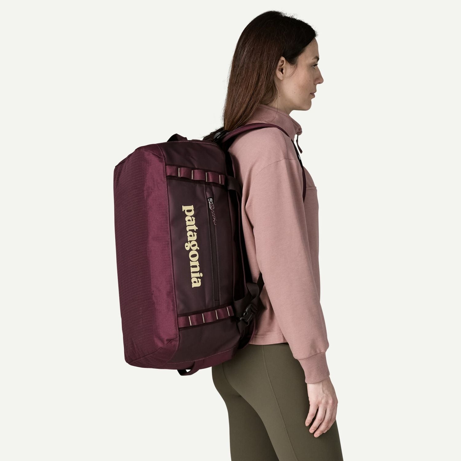Patagonia Black Hole® Duffel 40L (Berry Fig)