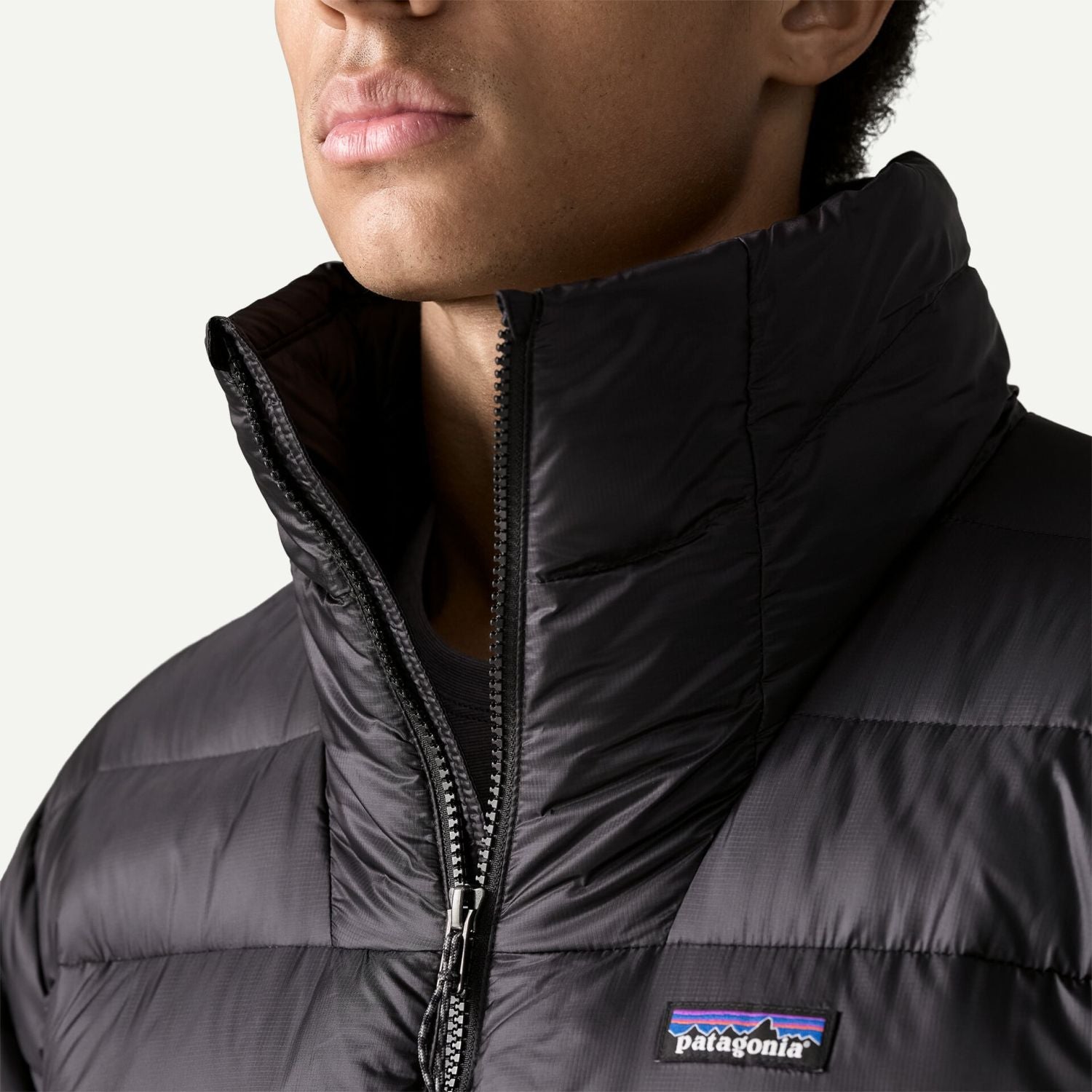 Patagonia Men's Fitz Roy Down Jacket (Black) - S