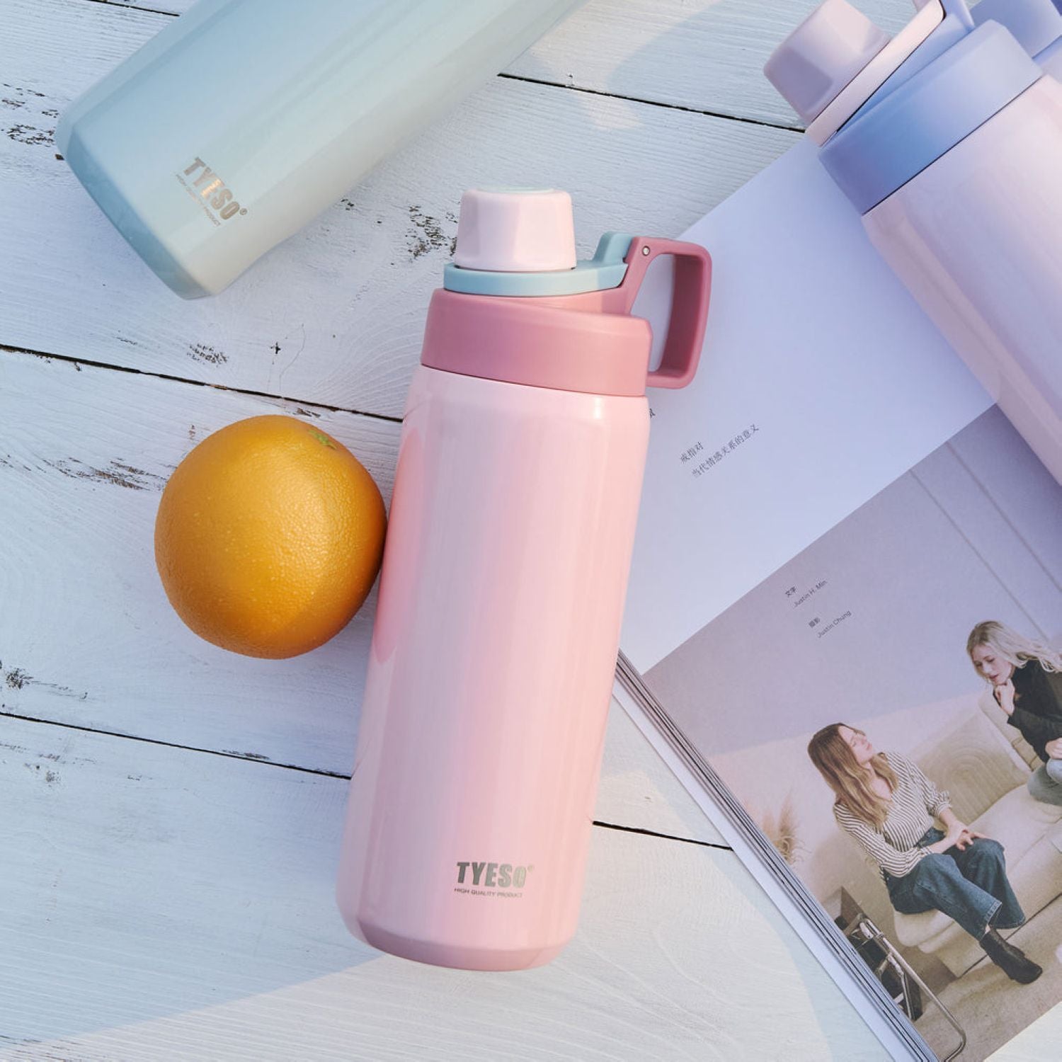 Tyeso Fizz S/S Vacuum Insulated Bottle With Handle 900ML - White