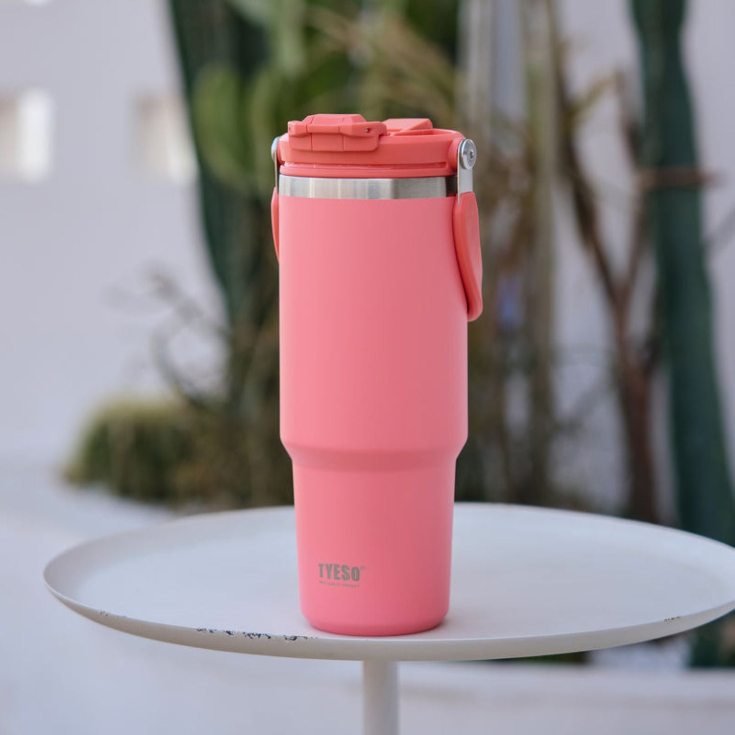 Tyeso Roam 2.0 Leakproof 2 In 1 Sip & Straw Lid S/S Vacuum Insulated Tumbler With Handle 1200ML - Dark Pink