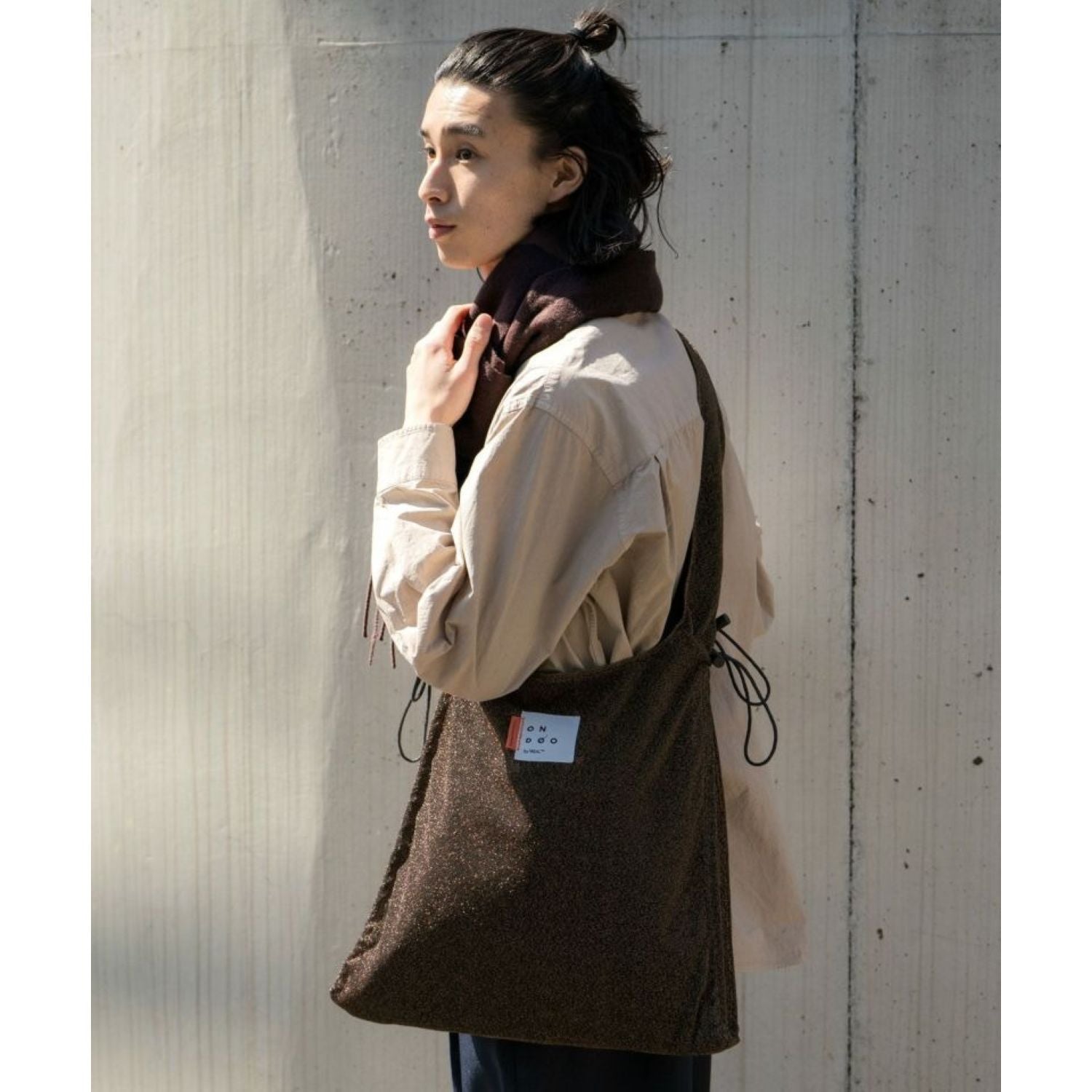 WPC Ondoo Shirring Drawstring Tote Bag (Grey)