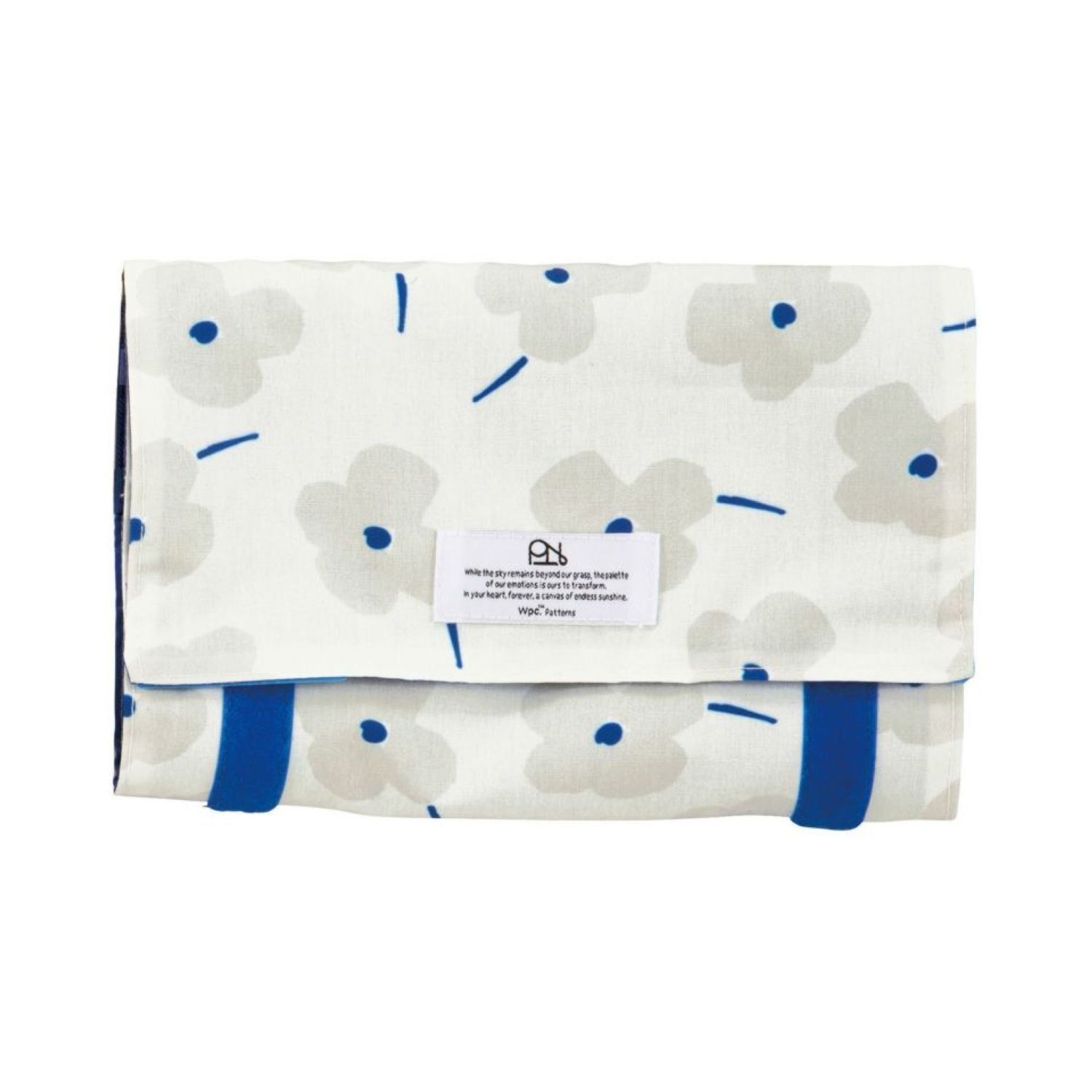 WPC Water Repellent Hanging Toiletry Kit (Merry Flower Off)